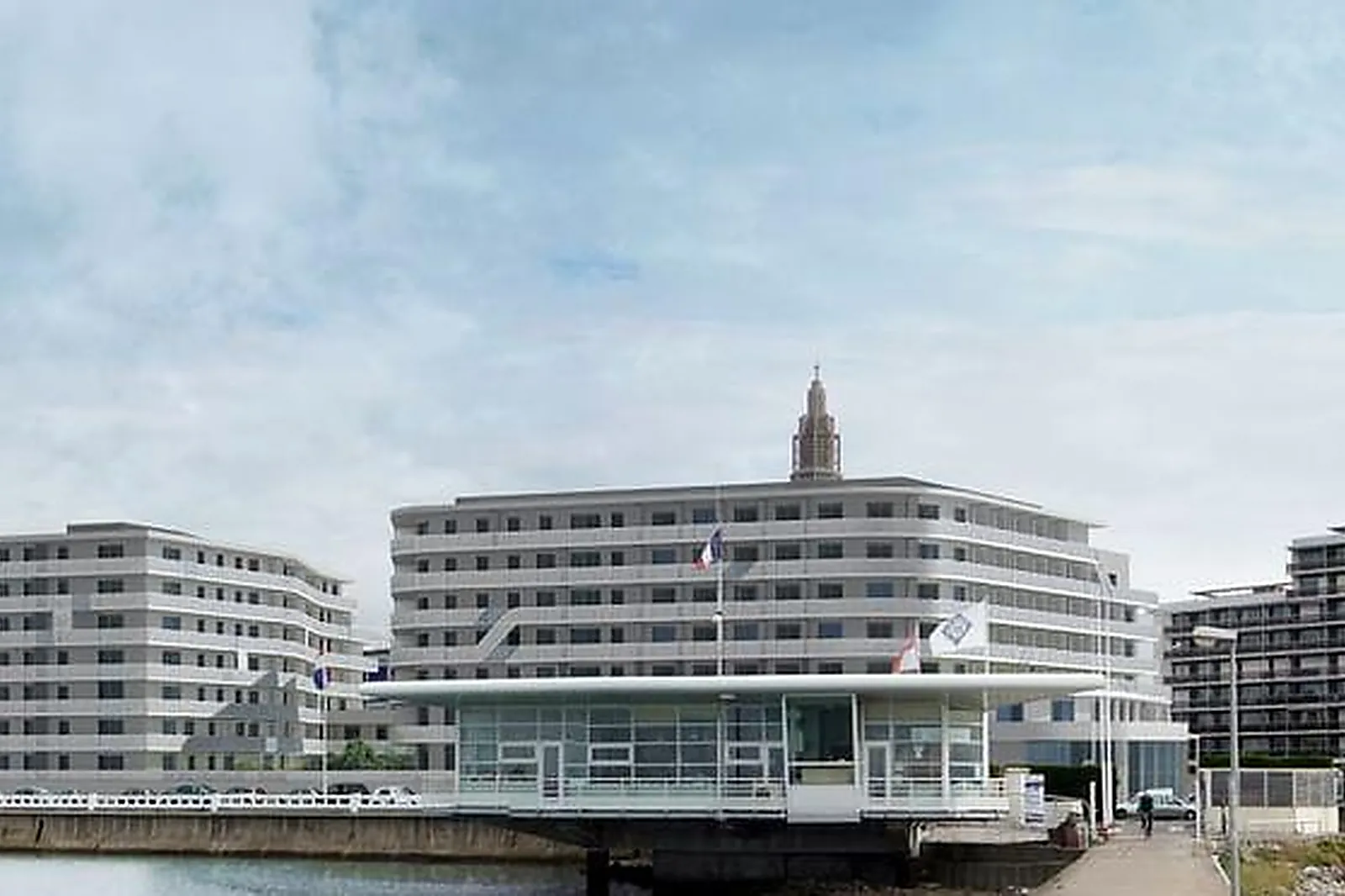 Lieux événementiels, LÉONOR STRASBOURG ****