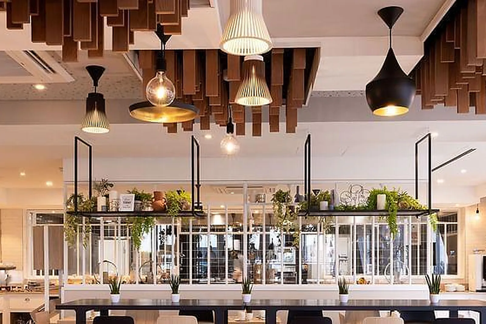 Lieux événementiels, LÉONOR STRASBOURG ****