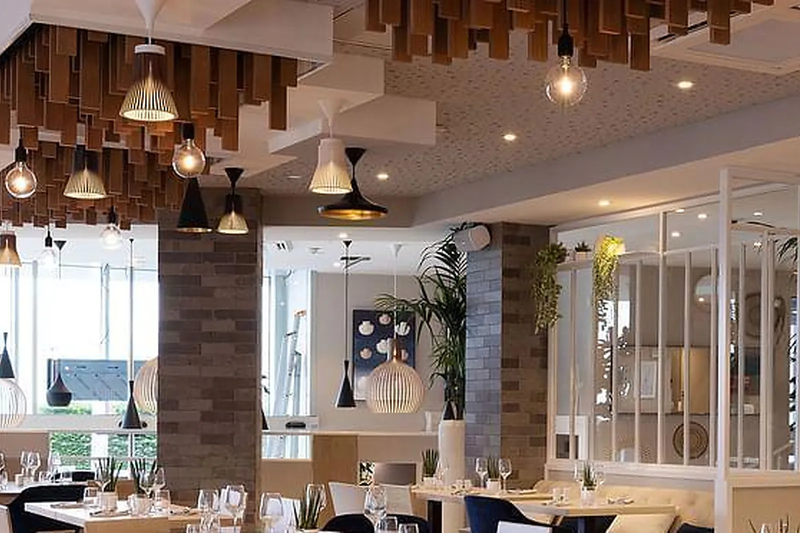 Lieux événementiels, LÉONOR STRASBOURG ****