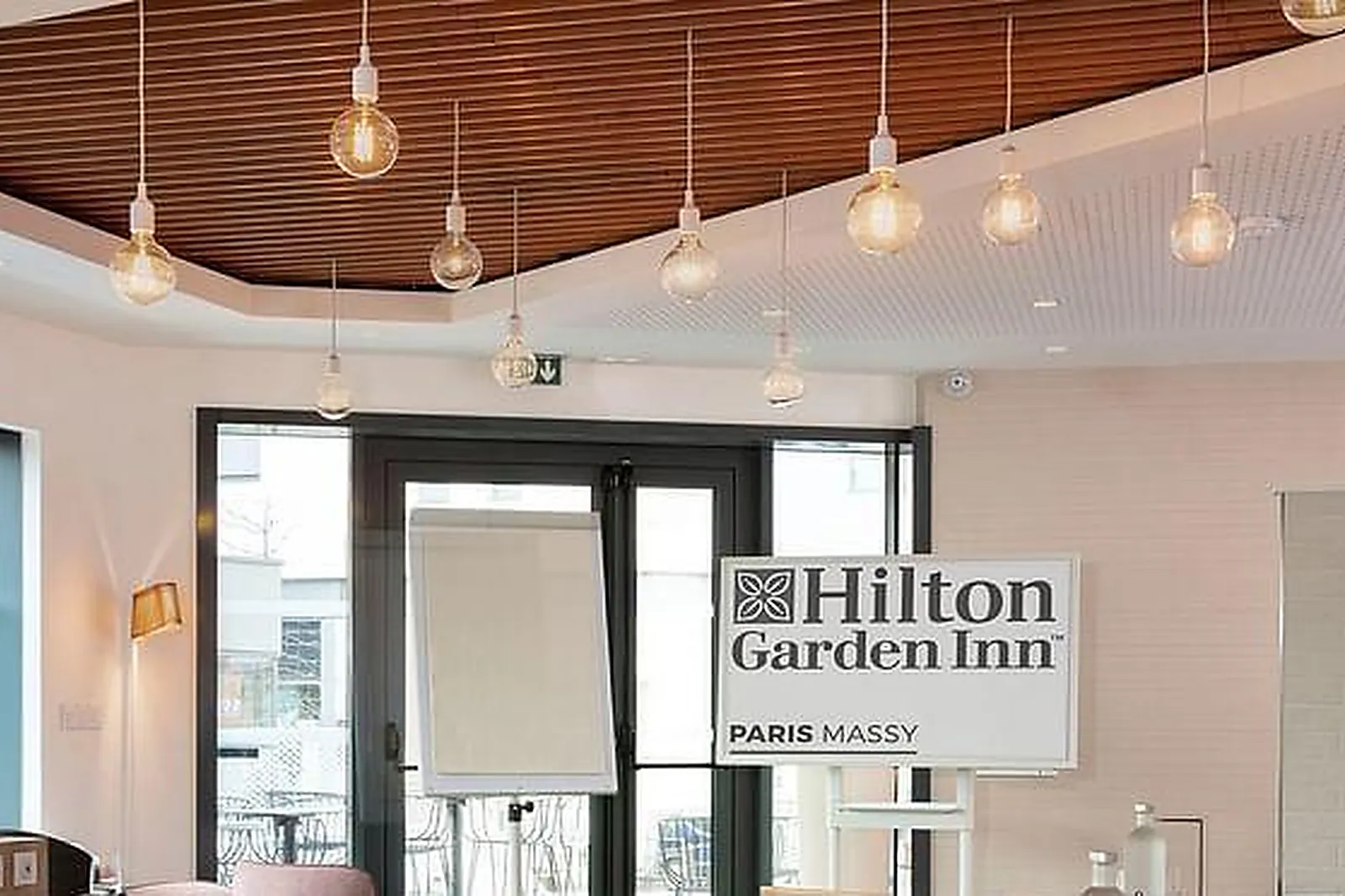 Lieux événementiels, HILTON GARDEN INN PARIS MASSY