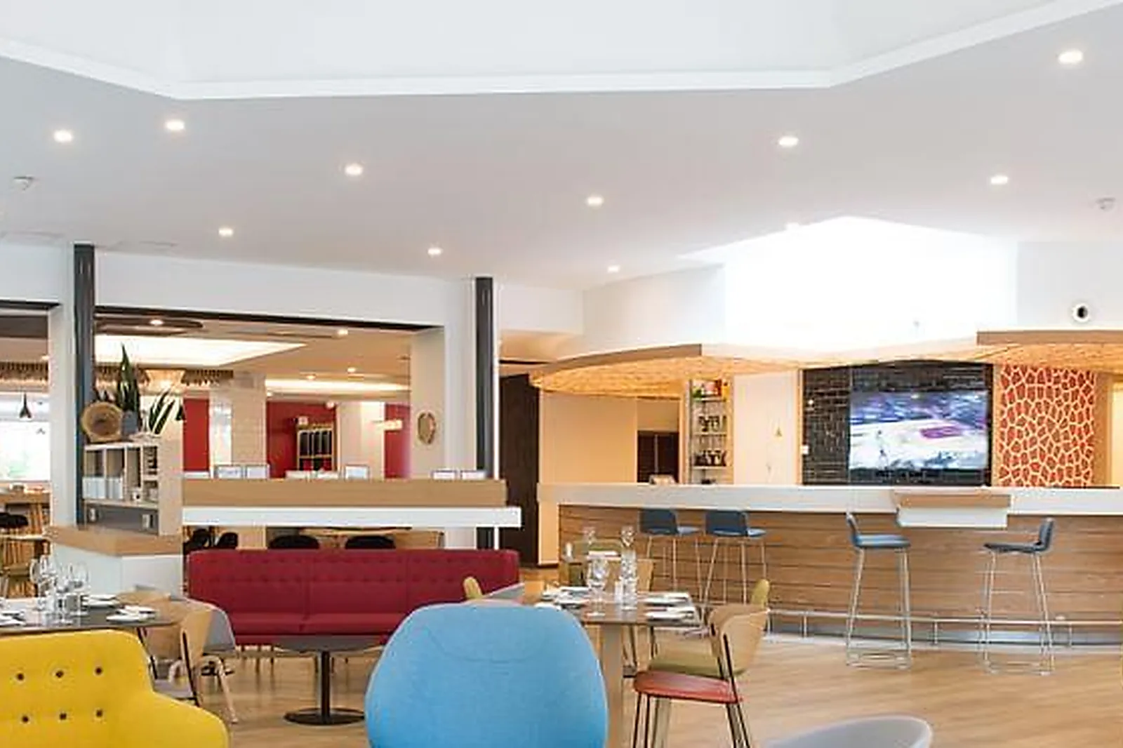 Lieux événementiels, HILTON HÔTEL DU PARC BOUGIVAL****