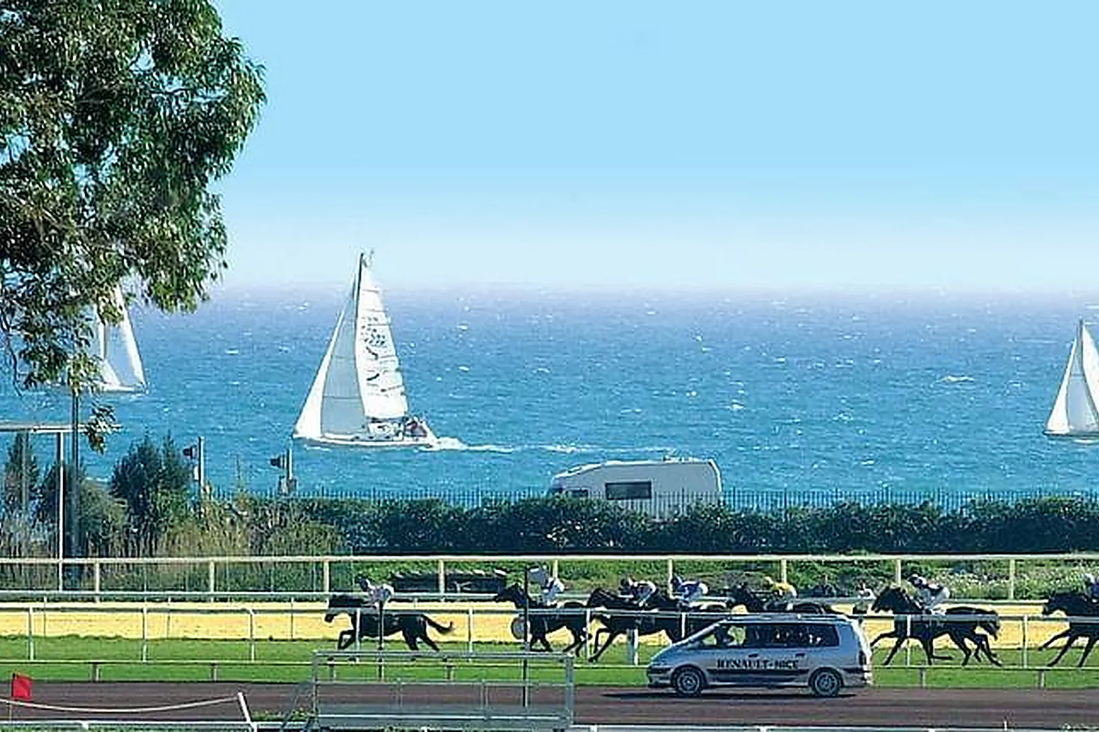 Lieux événementiels, COCOONS ROUSSEAU