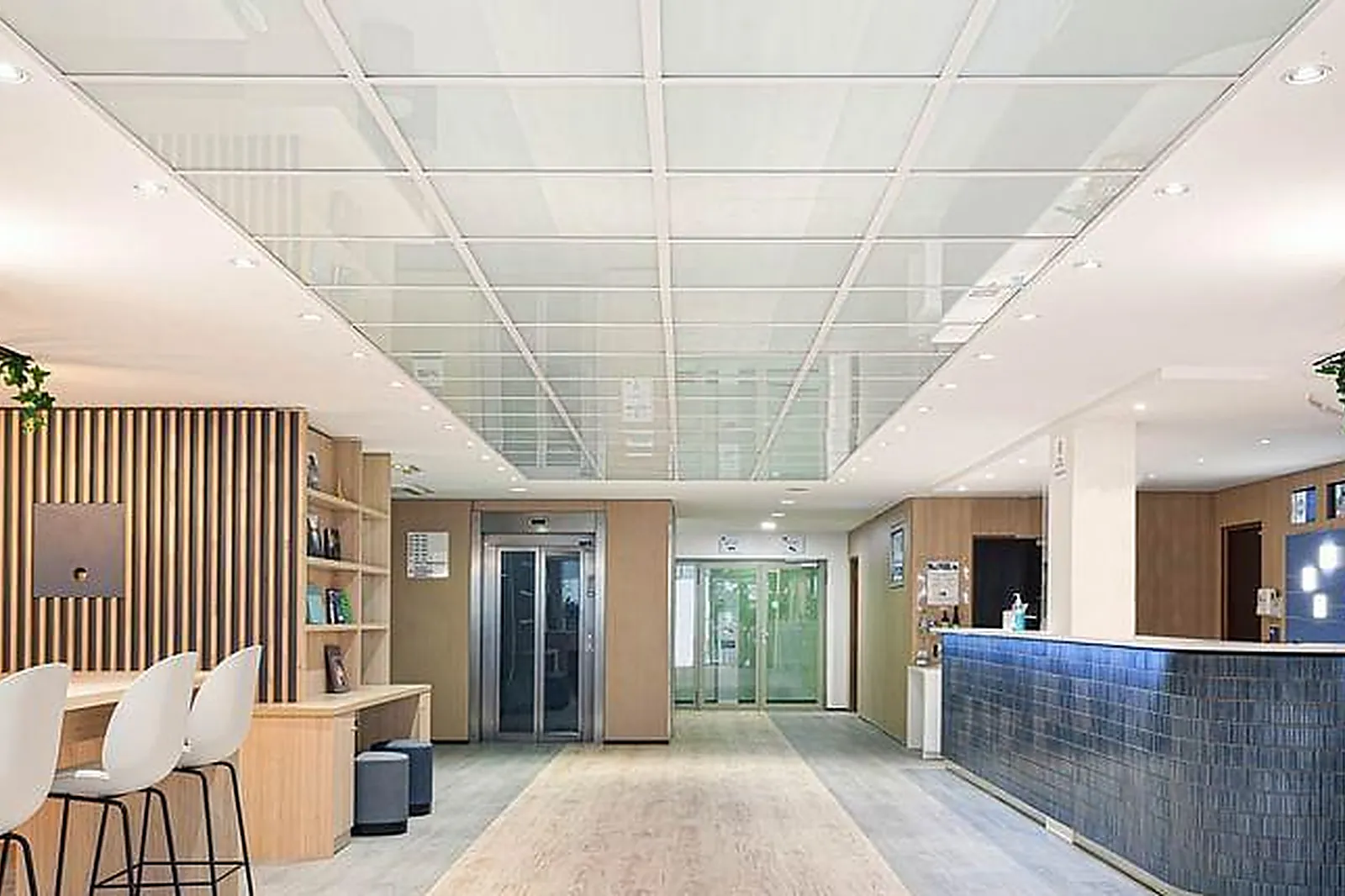 Lieux événementiels, ESPACE BUSINESS MAGENTA