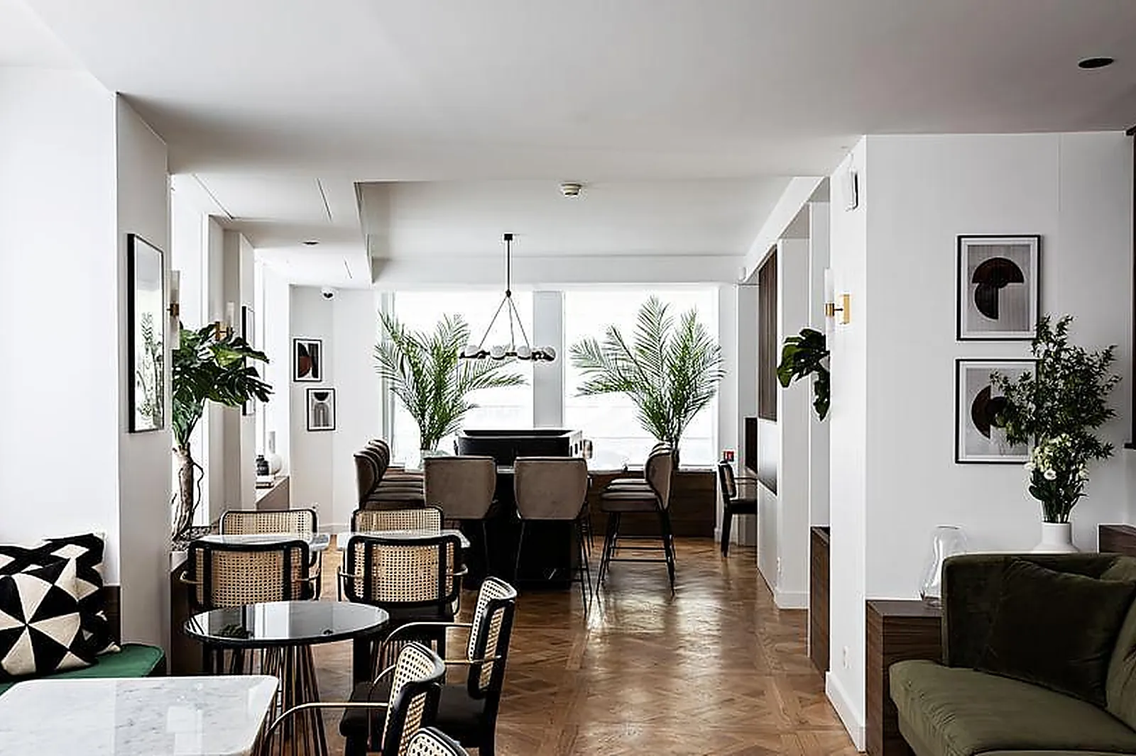 Lieux événementiels, HOLIDAY INN PARIS ELYSÉES