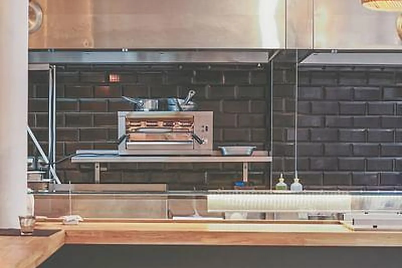 Lieux événementiels, HOLY RESTAURANT