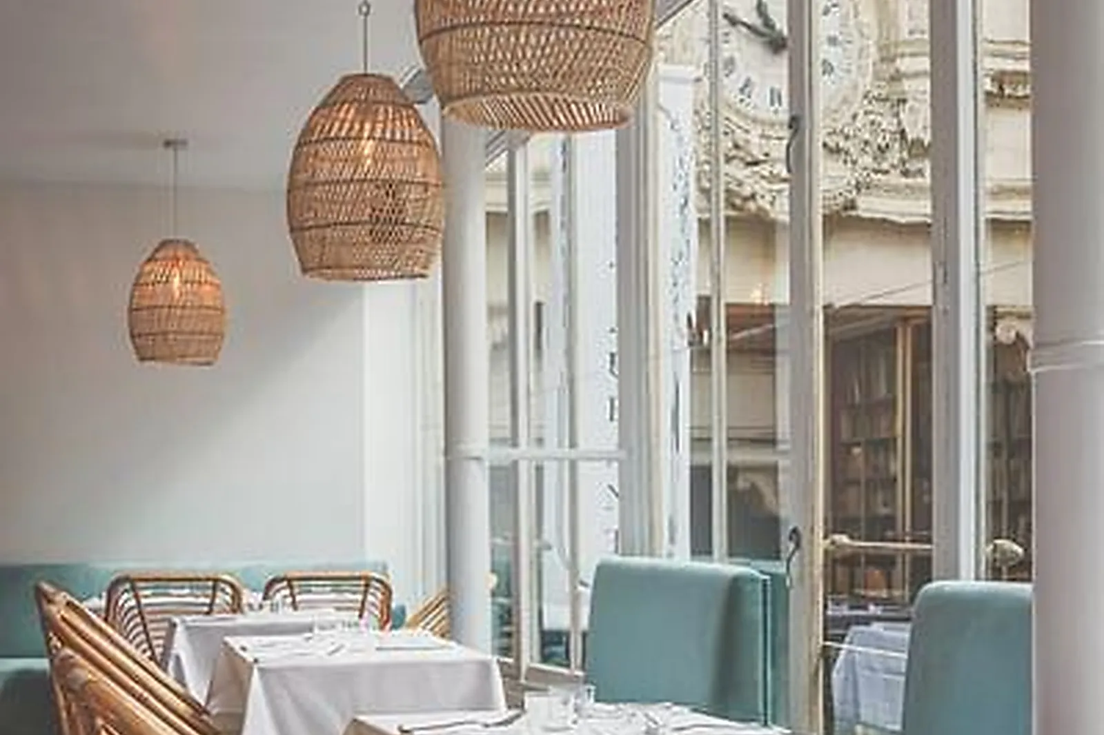 Lieux événementiels, HOLY RESTAURANT