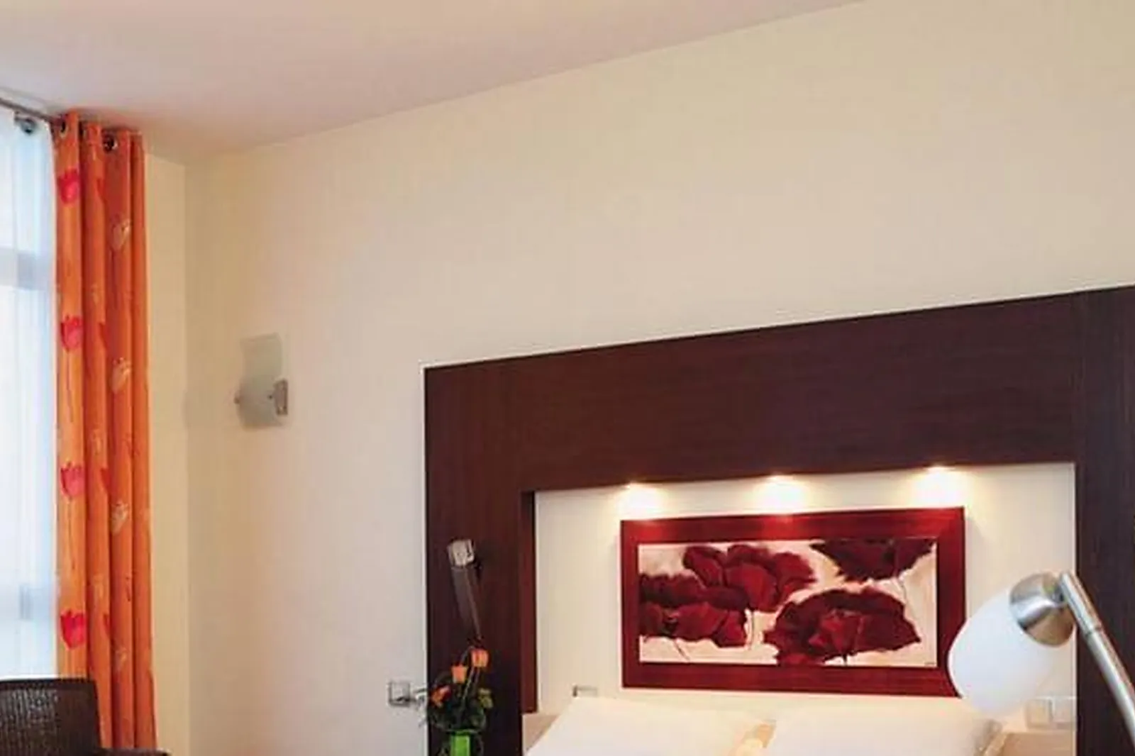 Lieux événementiels, HOSTELLERIE SAINT VINCENT BEAUVAIS ***