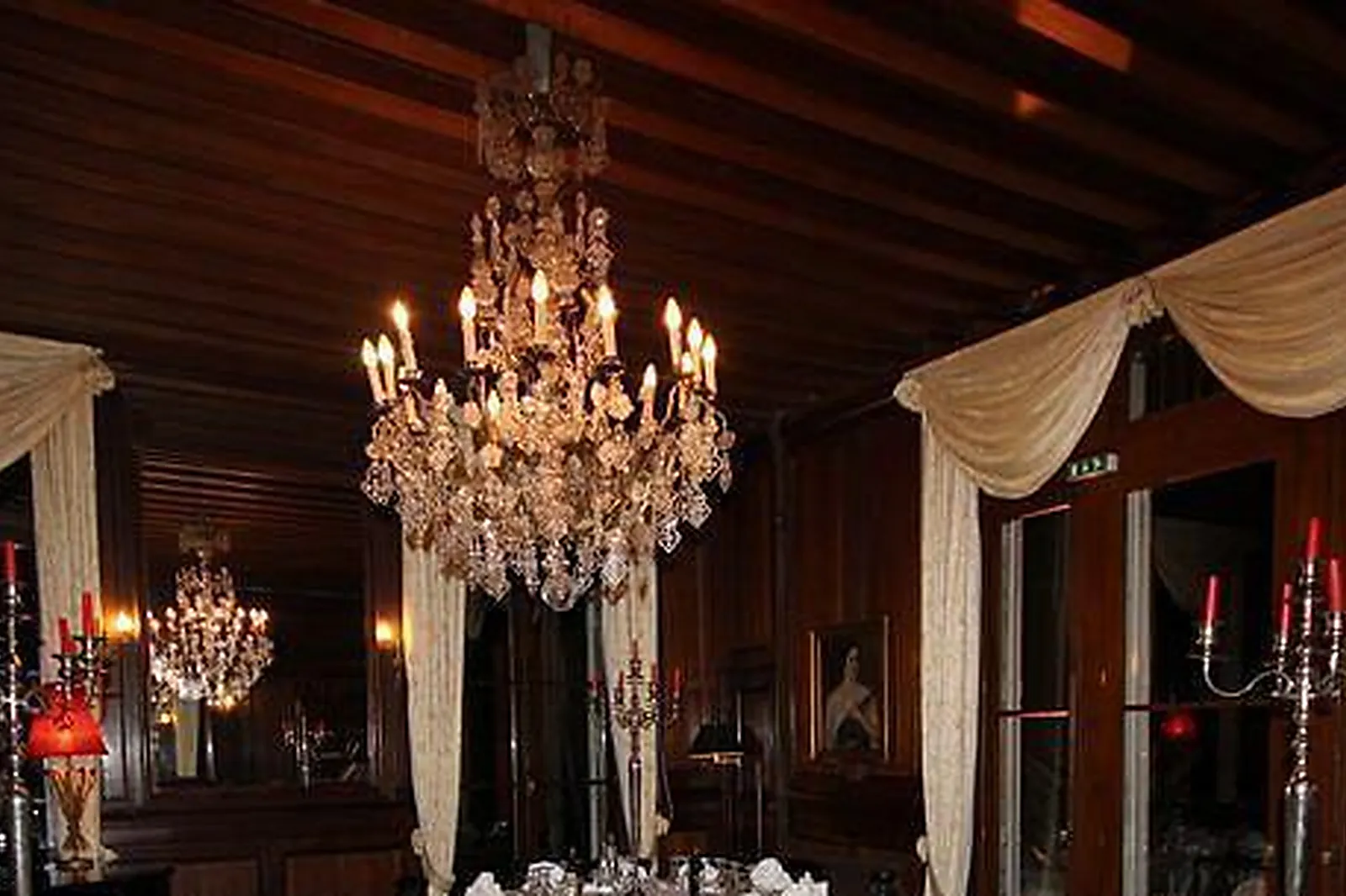 Lieux événementiels, HOSTELLERIE DU CHÂTEAU LES MUIDS ***