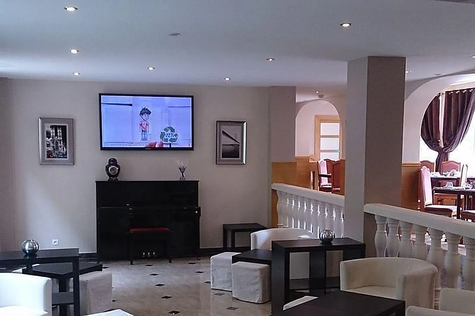 Lieux événementiels, HOSTELLERIE DU LYS ***