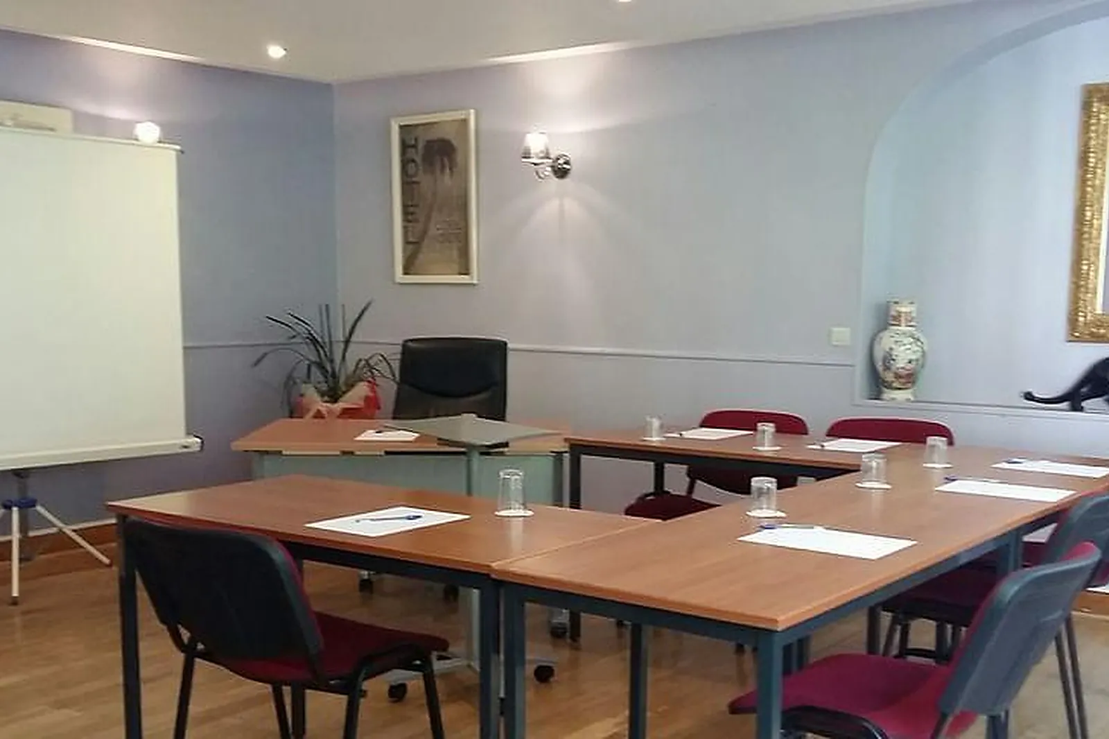 Lieux événementiels, HOSTELLERIE DU LYS ***