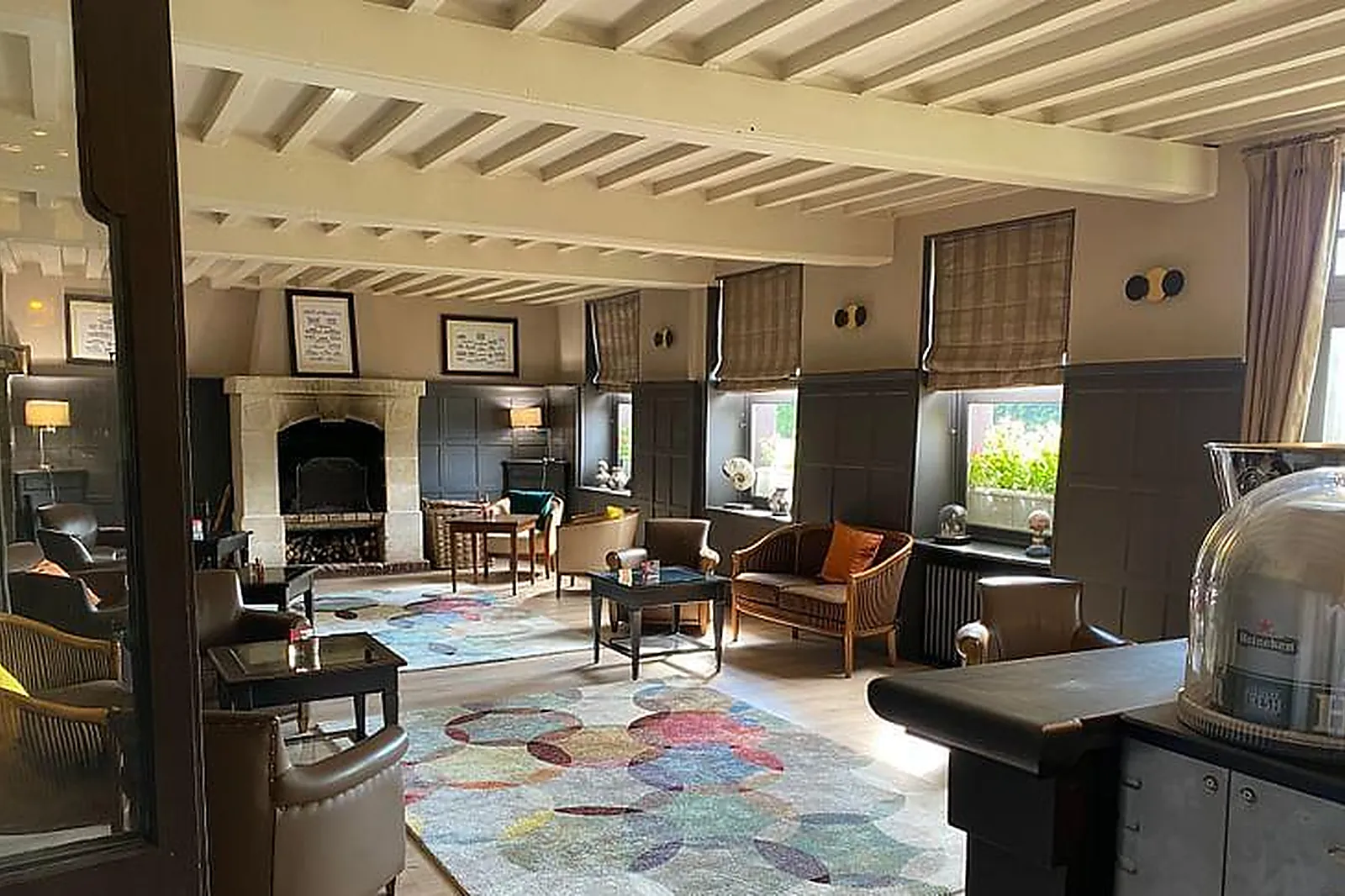 Lieux événementiels, HOSTELLERIE DU ROYALLIEU