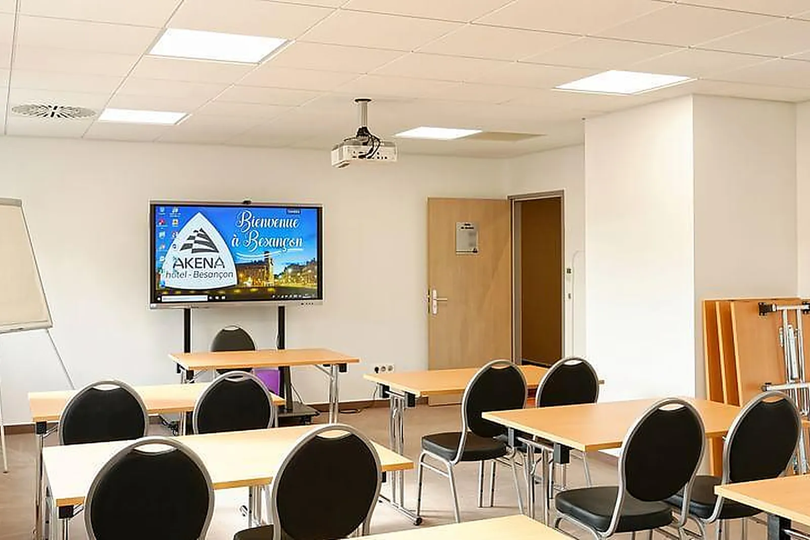 Lieux événementiels, HOTEL AKENA BESANÇON***