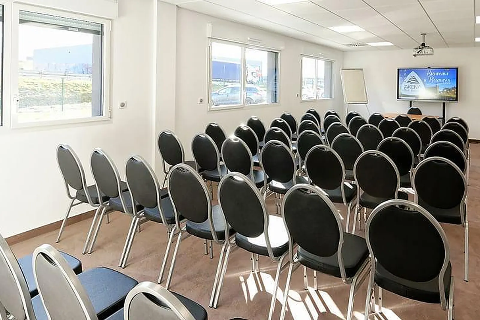 Lieux événementiels, HOTEL AKENA BESANÇON***