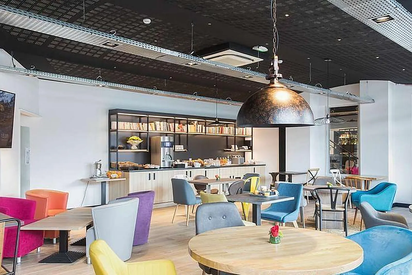 Lieux événementiels, HOTEL CAMPANILE EPINAL CENTRE GARE