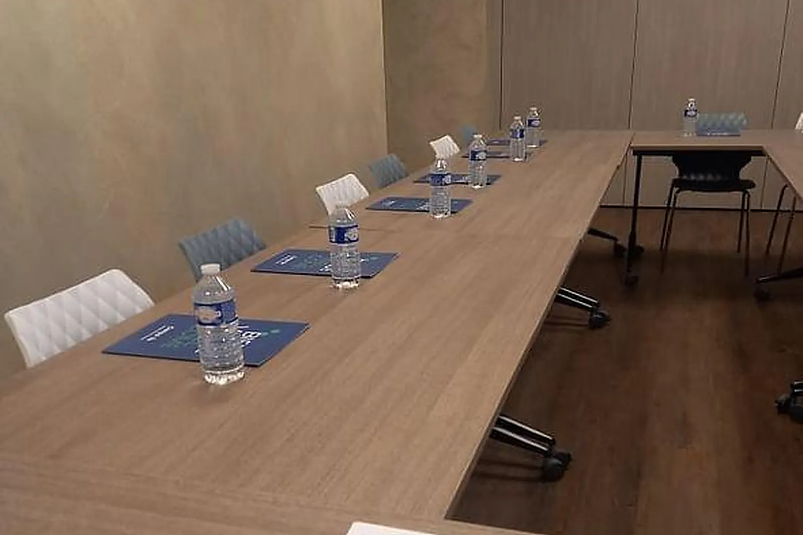 Lieux événementiels, HOTEL CAMPANILE EPINAL CENTRE GARE