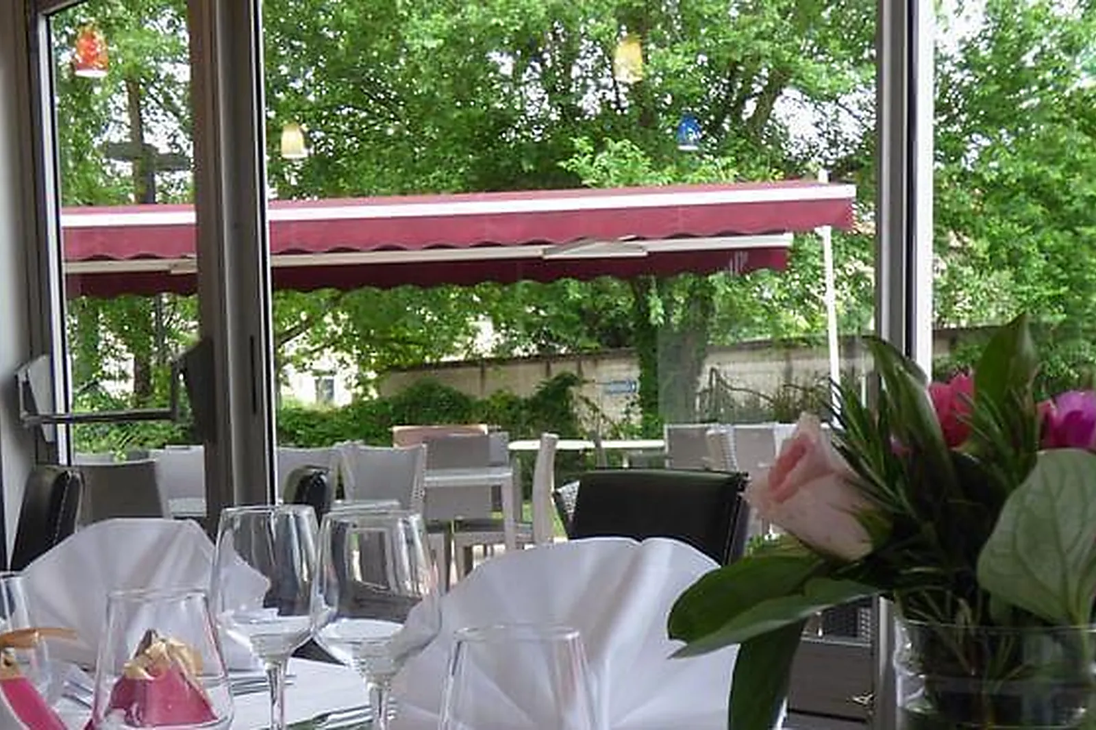 Lieux événementiels, HOTEL ESCATEL