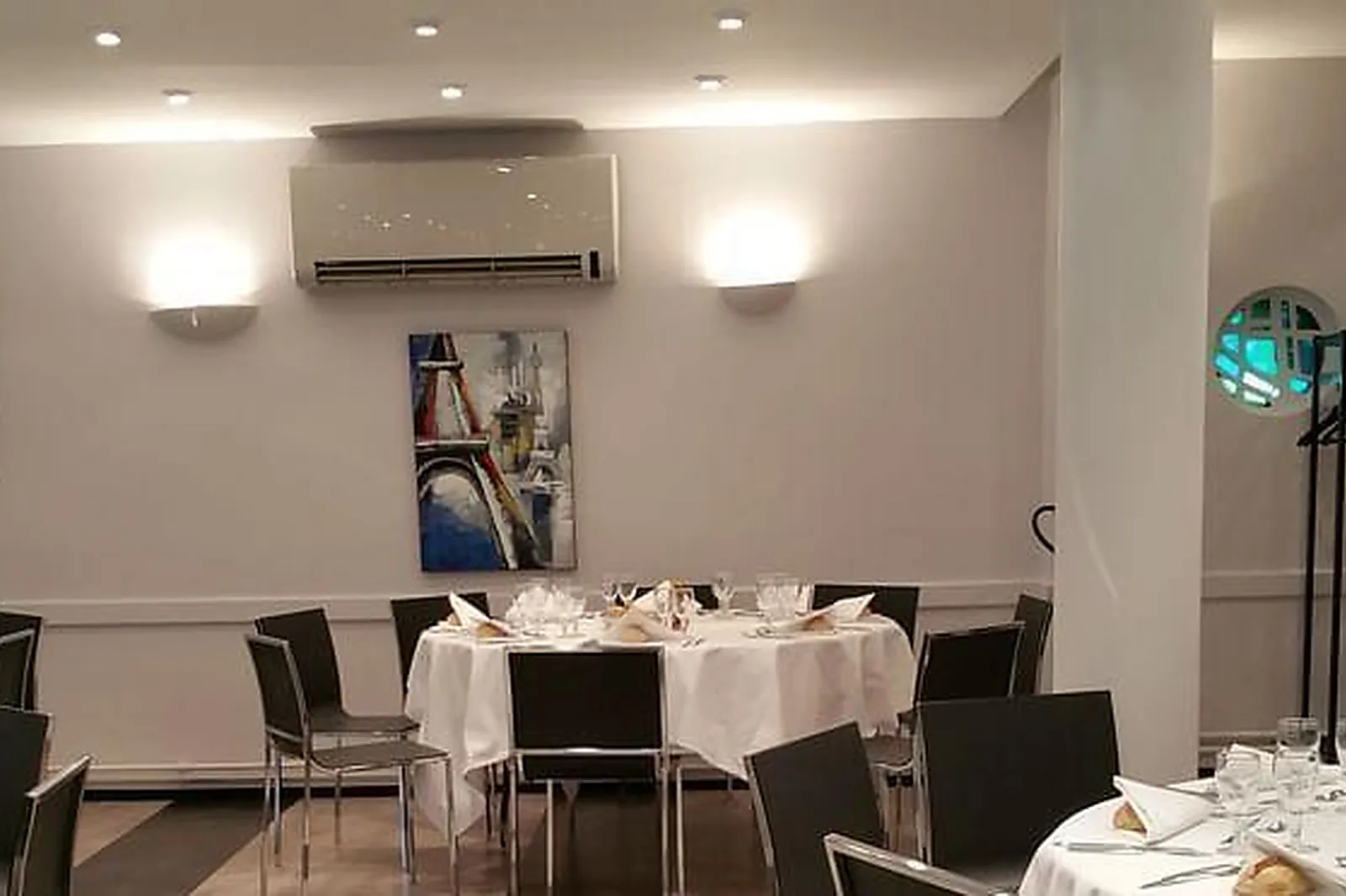 Lieux événementiels, HOTEL ESCATEL