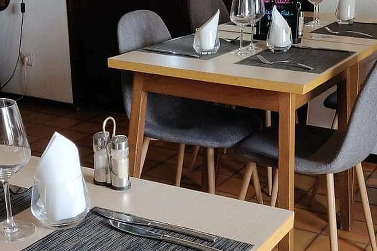 Lieux événementiels, HOTEL KYRIAD GENEVE - SAINT GENIS POUILLY