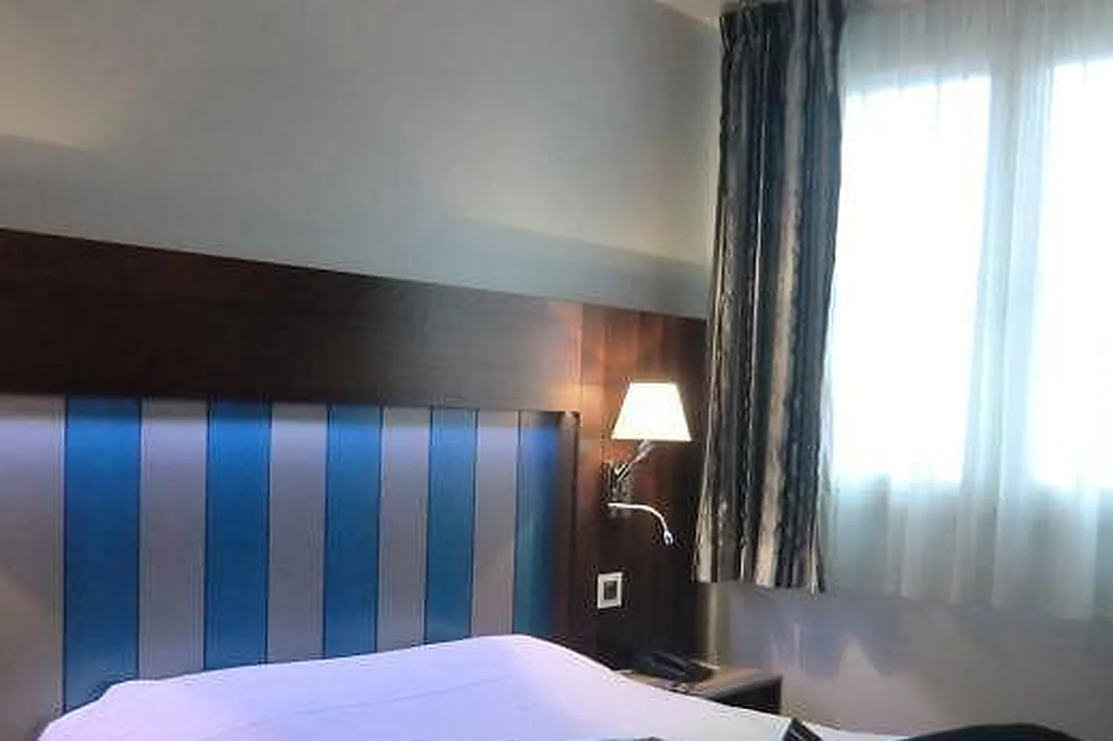 Lieux événementiels, HOTEL KYRIAD GRENOBLE NORD - LE FONTANIL ***