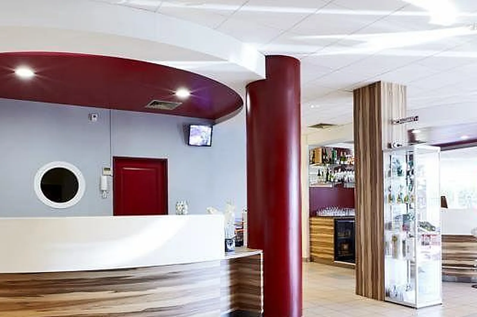 Lieux événementiels, HOTEL KYRIAD GRENOBLE NORD - LE FONTANIL ***