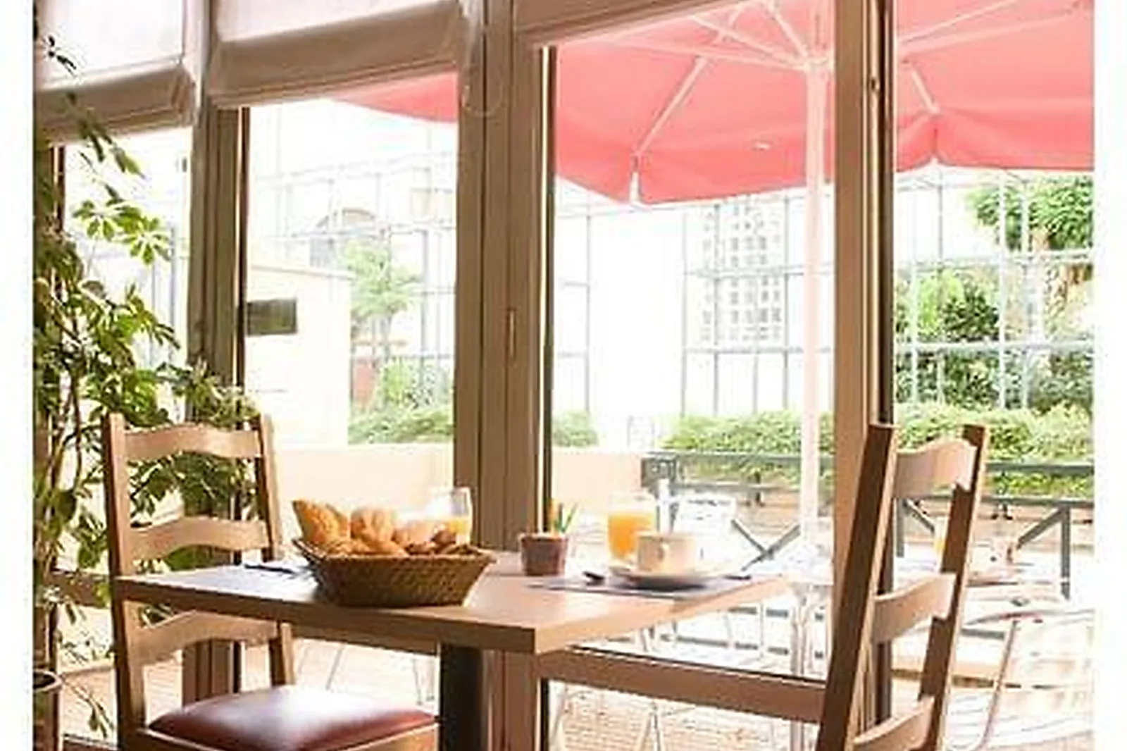 Lieux événementiels, HOTEL KYRIAD VILLEFRANCHE-SUR-SAÔNE