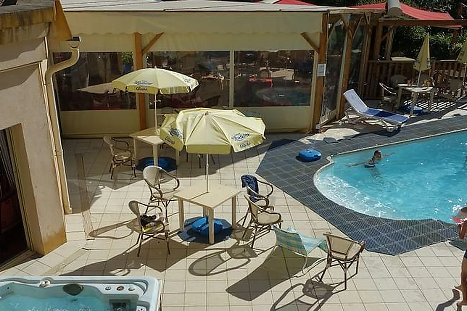 Lieux événementiels, SALLE ARMANDO