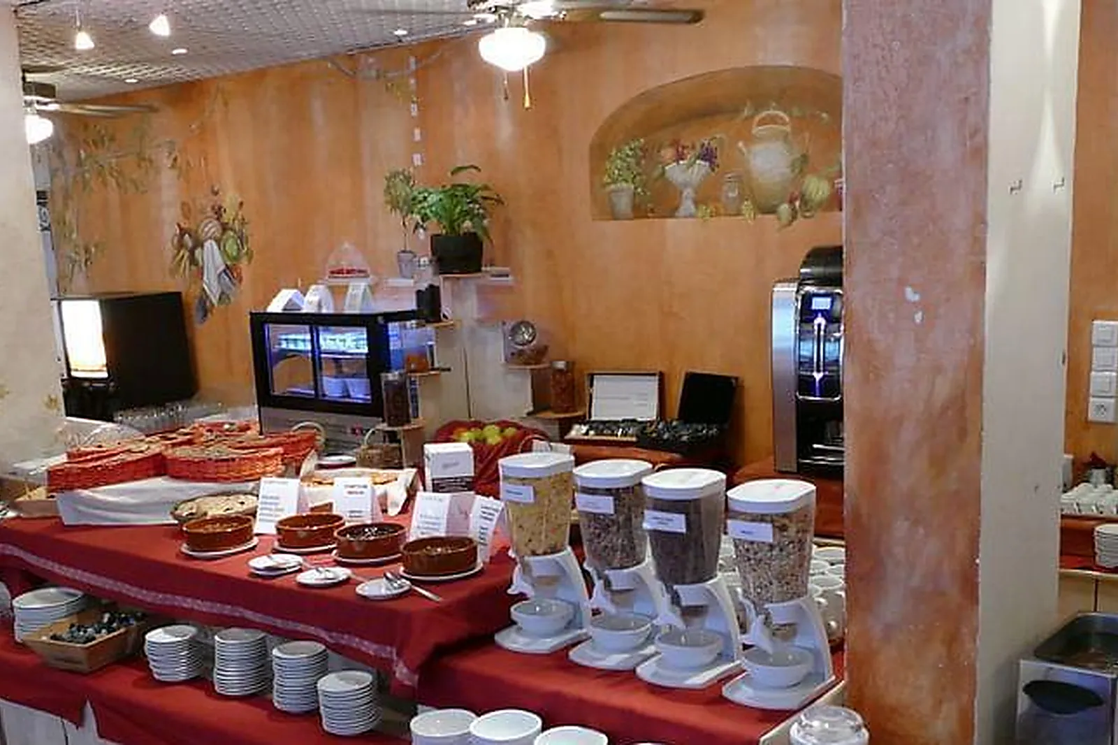 Lieux événementiels, SALLE ARMANDO