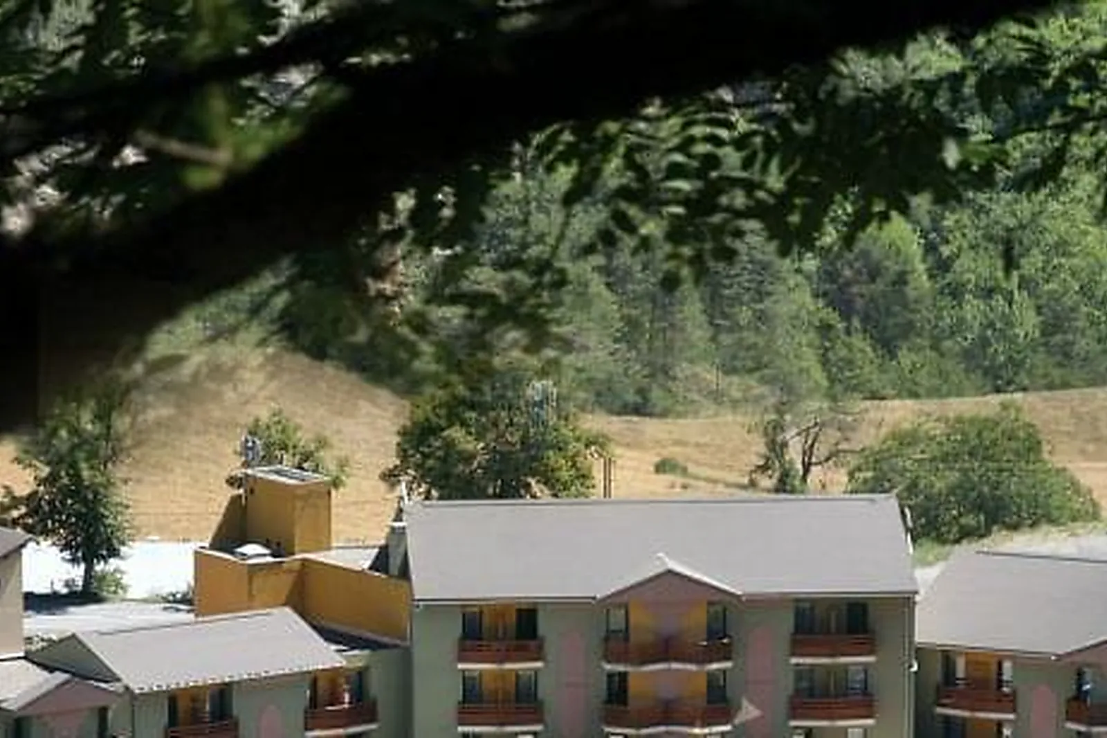 Lieux événementiels, SALLE ARMANDO