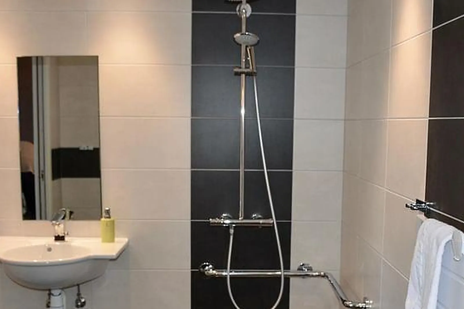 Lieux événementiels, HOTEL MAISON CARRÉE - RESTAURANT O'CARRÉ D'ART