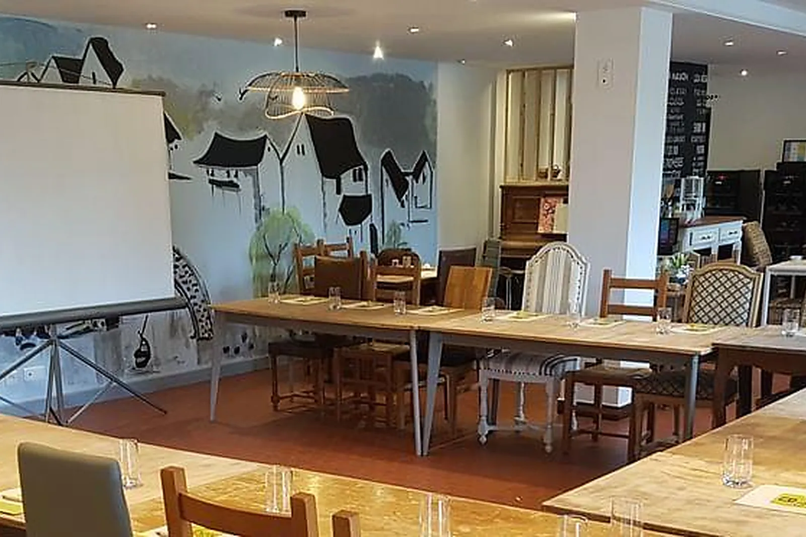 Lieux événementiels, HOTEL MAISON CARRÉE - RESTAURANT O'CARRÉ D'ART