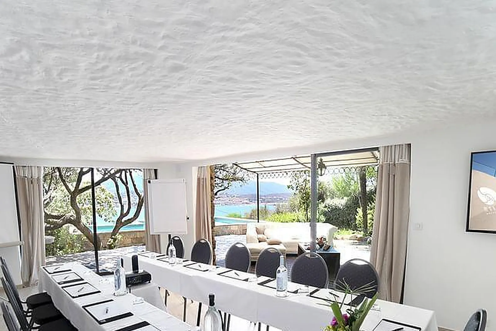 Lieux événementiels, RUE TRONCHET PARIS