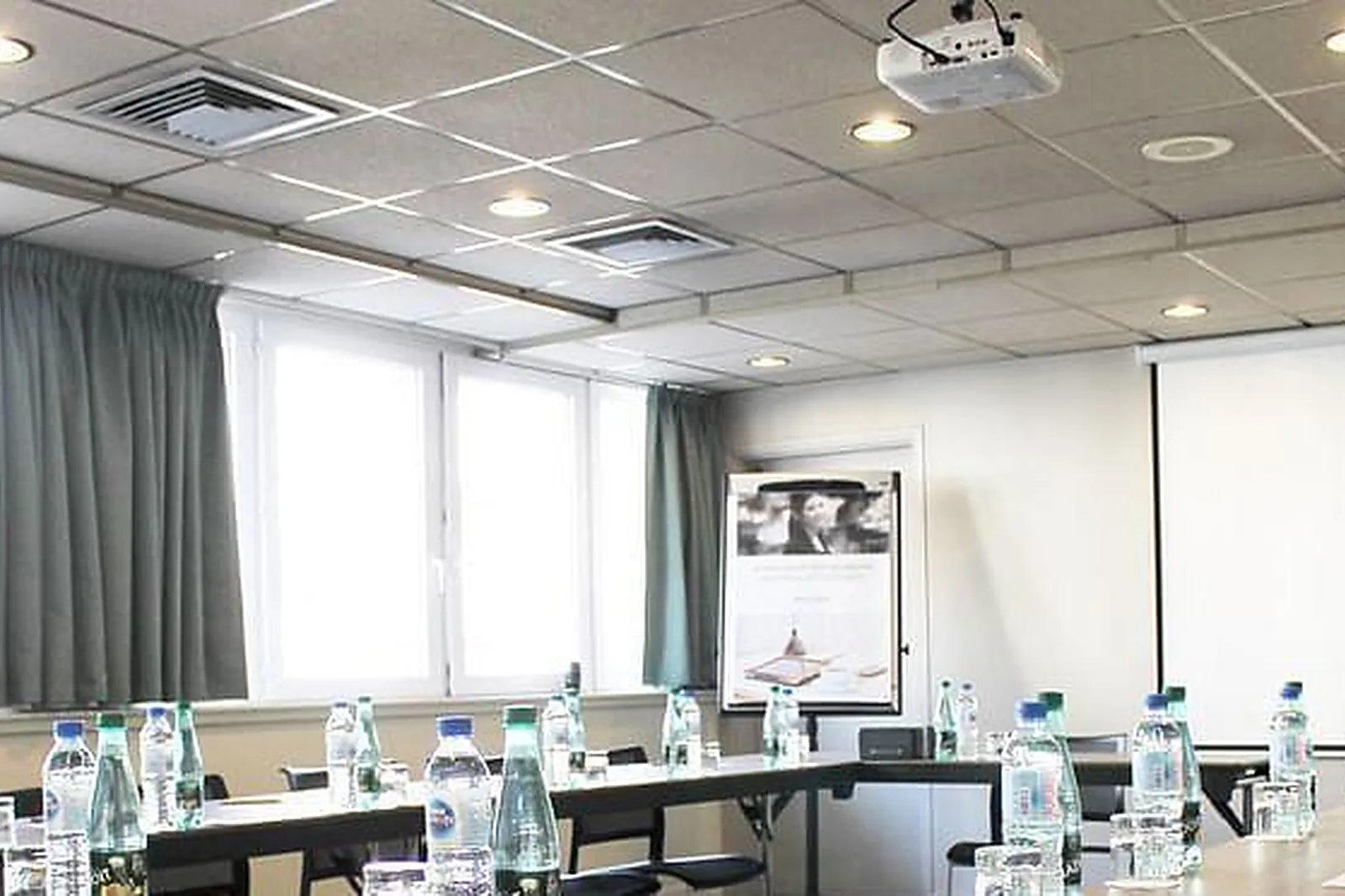 Lieux événementiels, HOTEL MERCURE MARNE LA VALLÉE BUSSY ST GEORGES