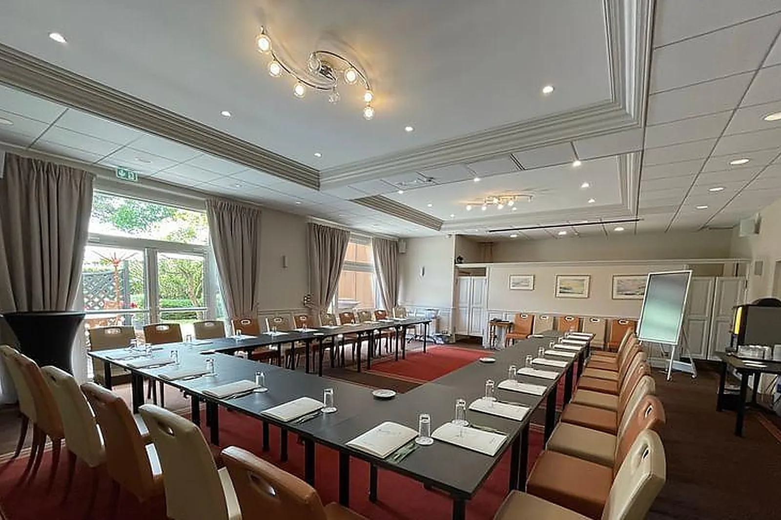 Lieux événementiels, HOTEL*** RESTAURANT DORMY HOUSE