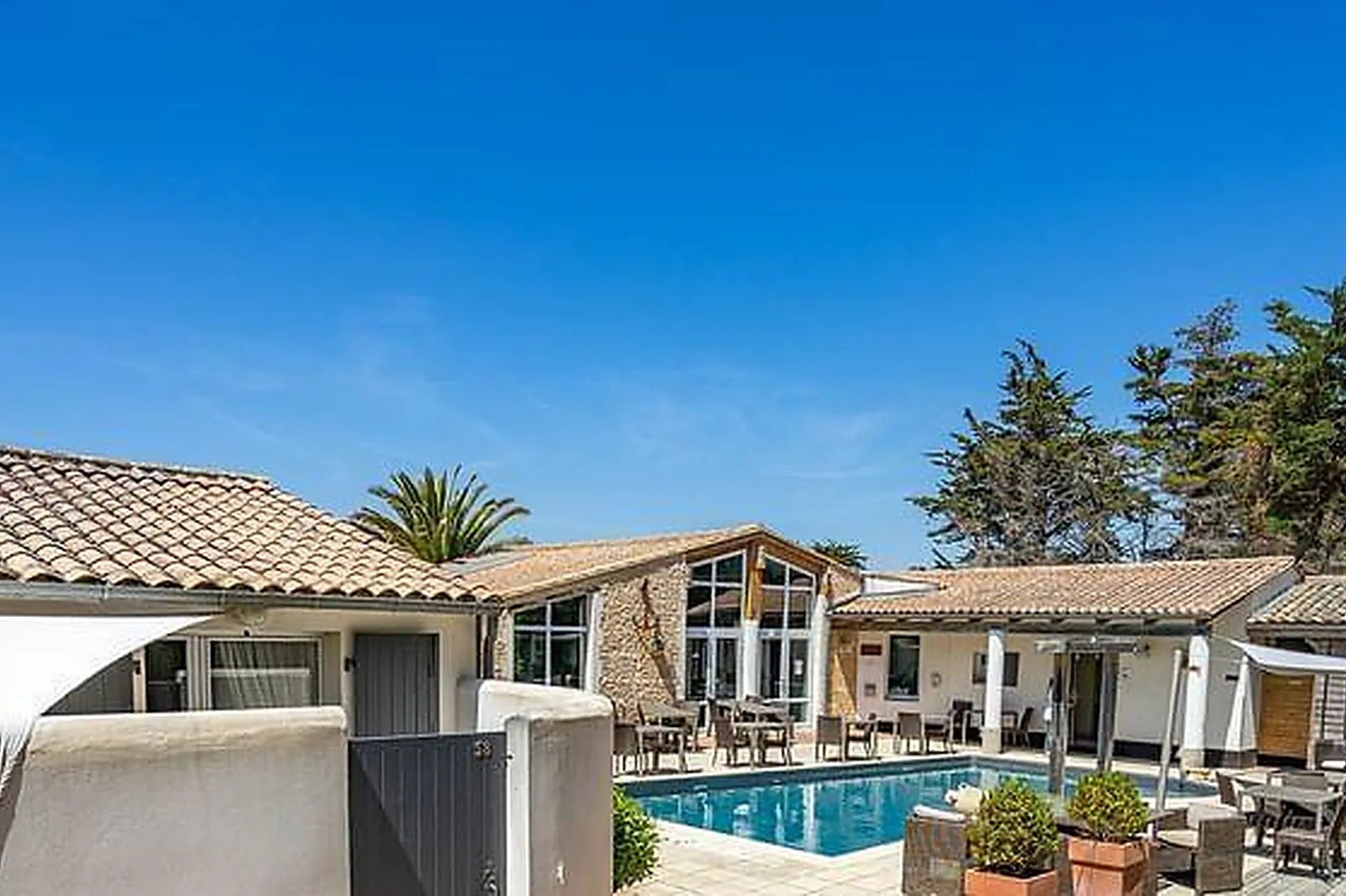 Lieux événementiels, HOTEL RESTAURANT PLAISIR ET SPA***