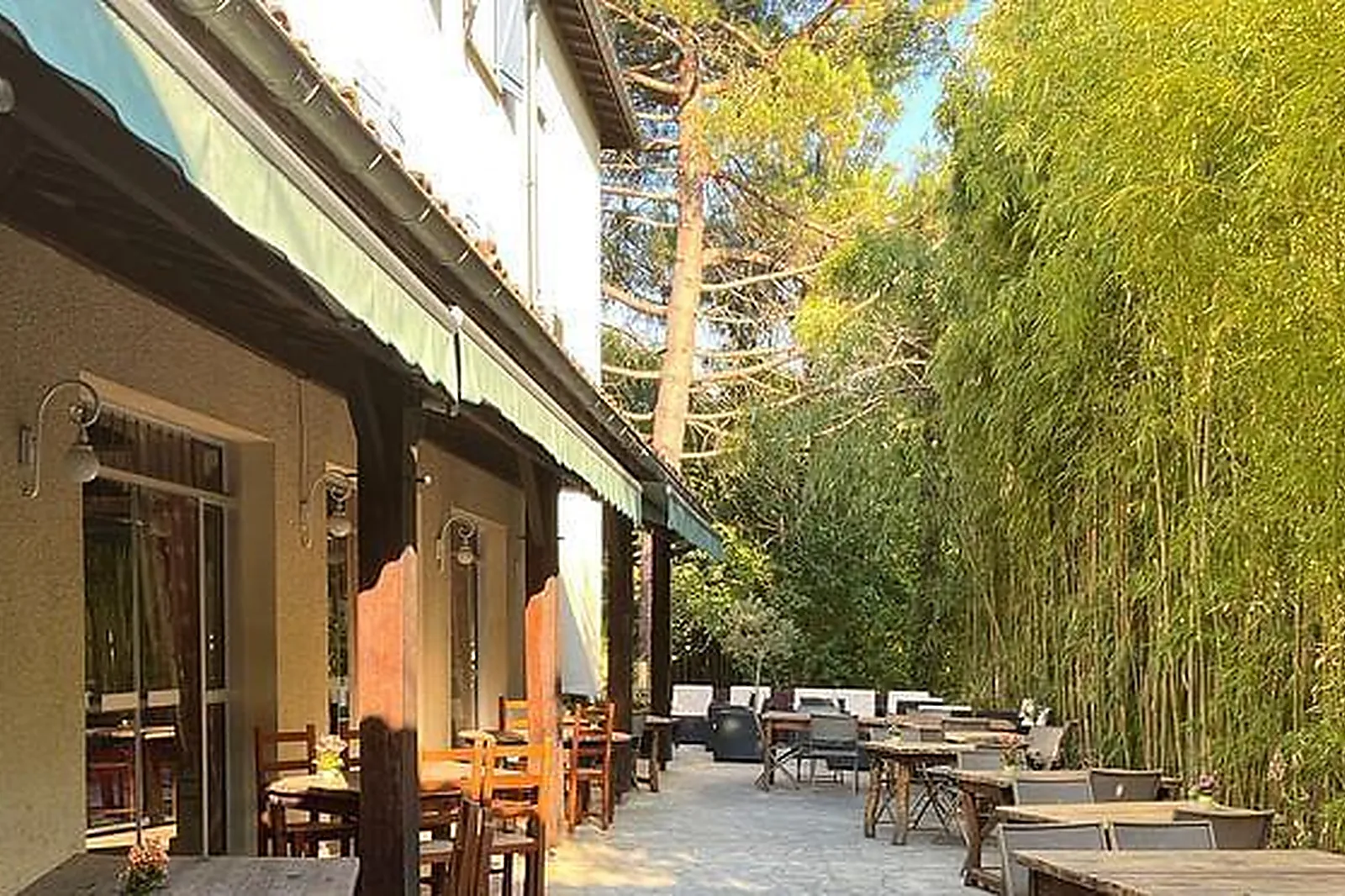 Lieux événementiels, HOTEL RESTAURANT DES THERMES***