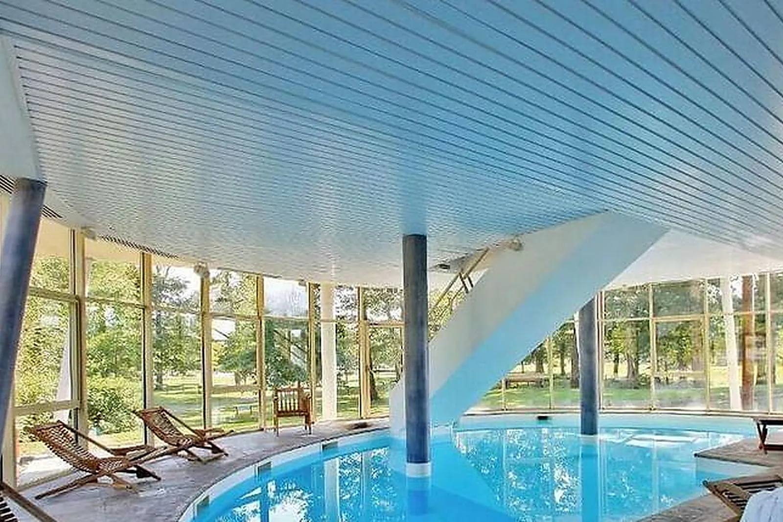 Lieux événementiels, HOTEL RESTAURANT DES LACS D'HALCO ***