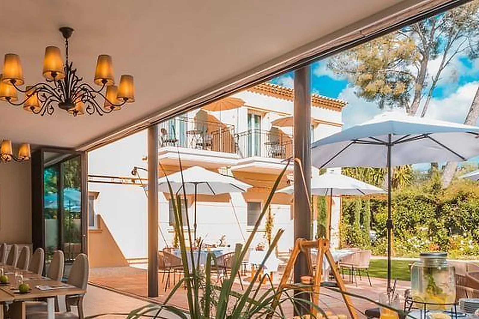 Lieux événementiels, HOTEL SPA & RESTAURANT CANTEMERLE ****