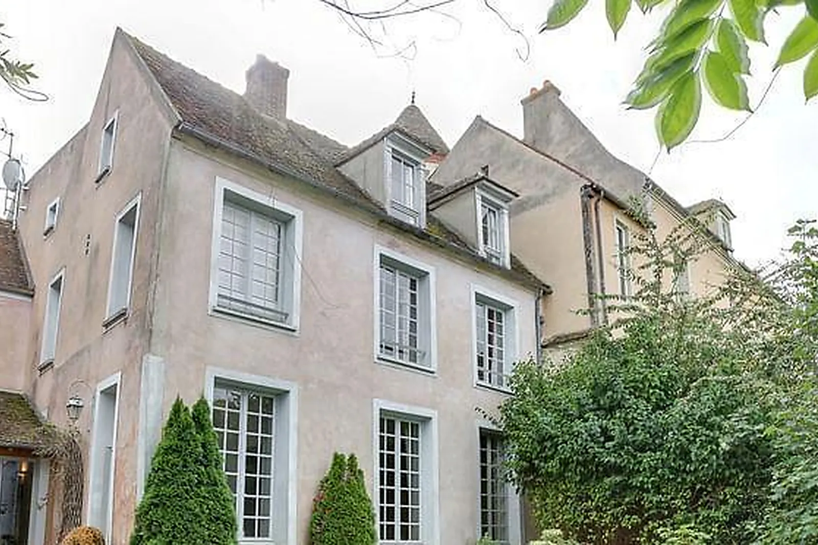 Lieux événementiels, HOTEL THE ORIGINALS HÔTEL SAINT-LAURENT ***