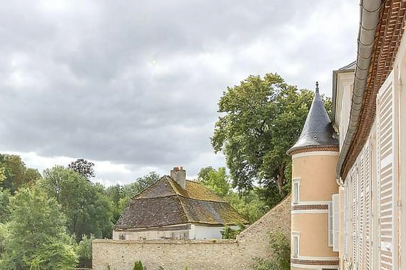 Lieux événementiels, HOTEL THE ORIGINALS HÔTEL SAINT-LAURENT ***