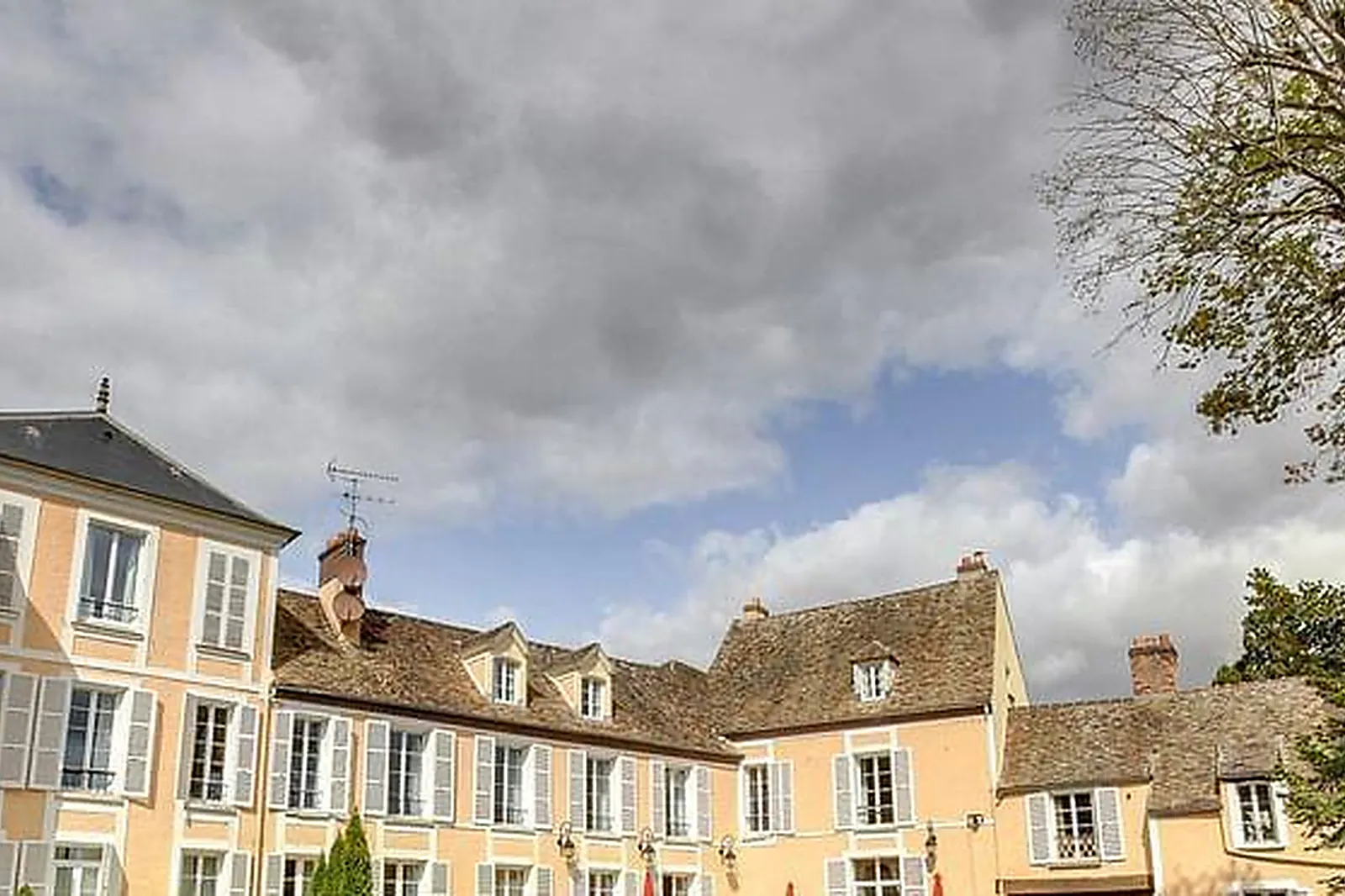 Lieux événementiels, HOTEL THE ORIGINALS HÔTEL SAINT-LAURENT ***