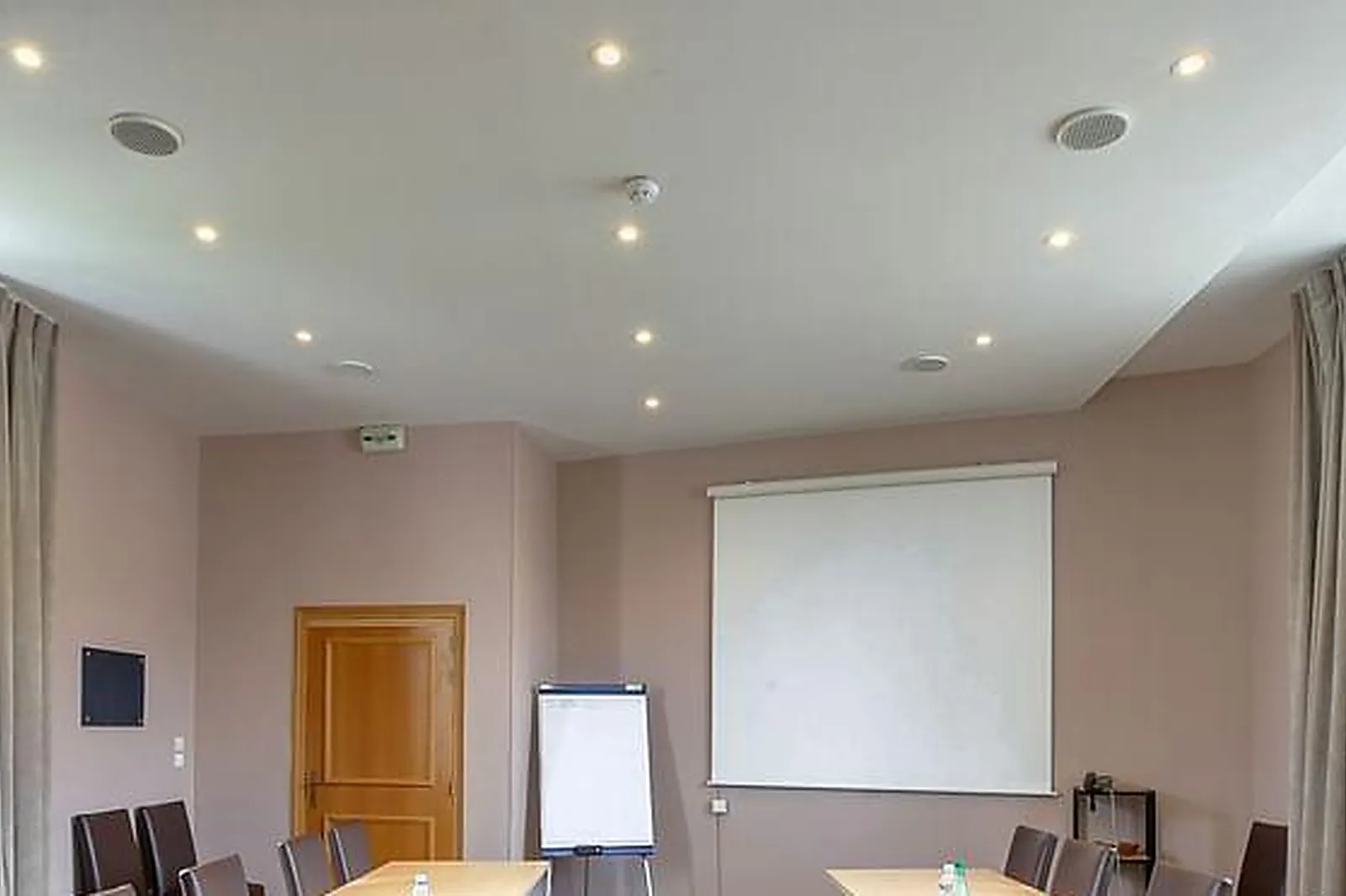 Lieux événementiels, HOTEL THE ORIGINALS HÔTEL SAINT-LAURENT ***