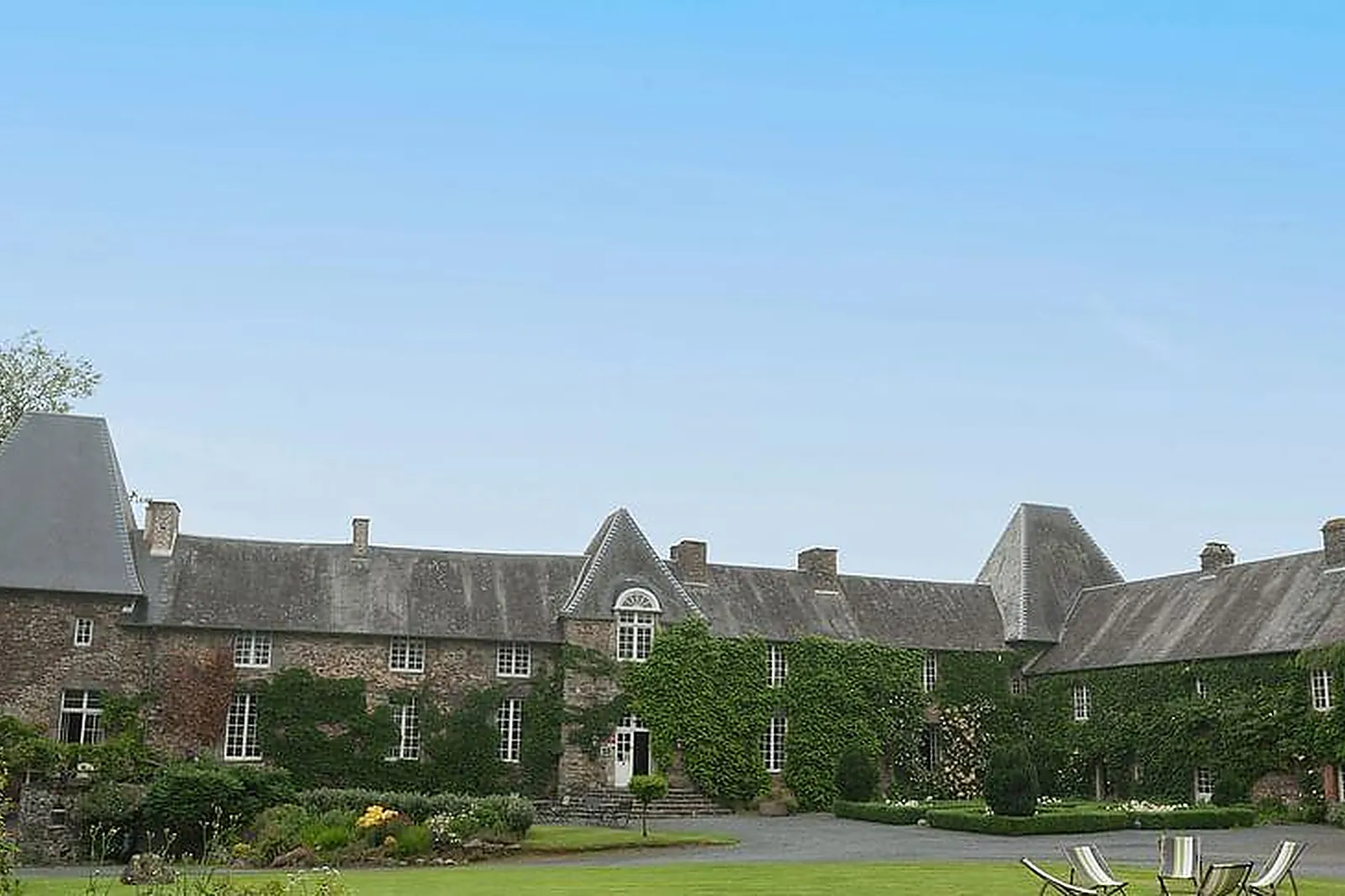 Lieux événementiels, HOTEL THE ORIGINALS LE CHÂTEAU DE LA ROQUE