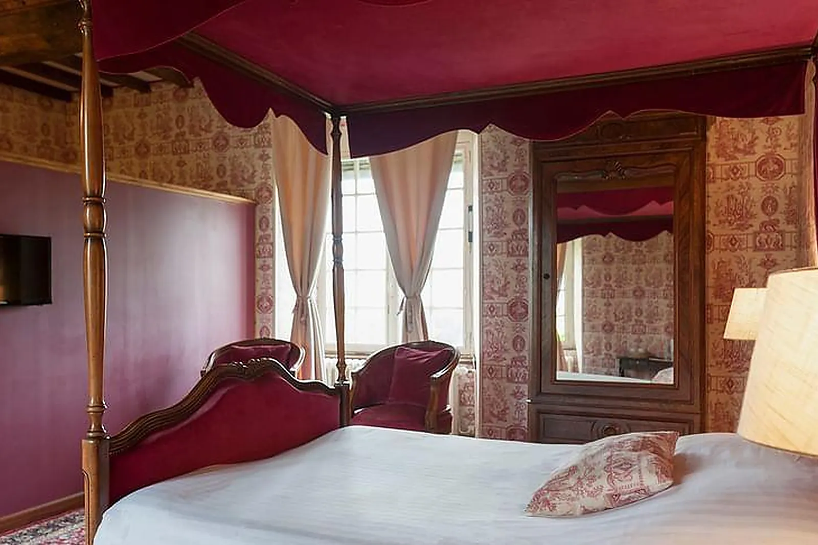 Lieux événementiels, HOTEL THE ORIGINALS LE CHÂTEAU DE LA ROQUE