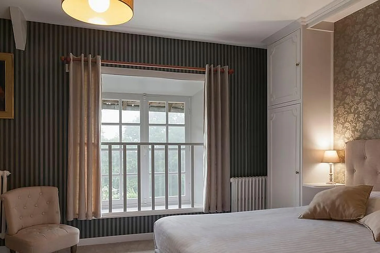 Lieux événementiels, HOTEL THE ORIGINALS LE CHÂTEAU DE LA ROQUE