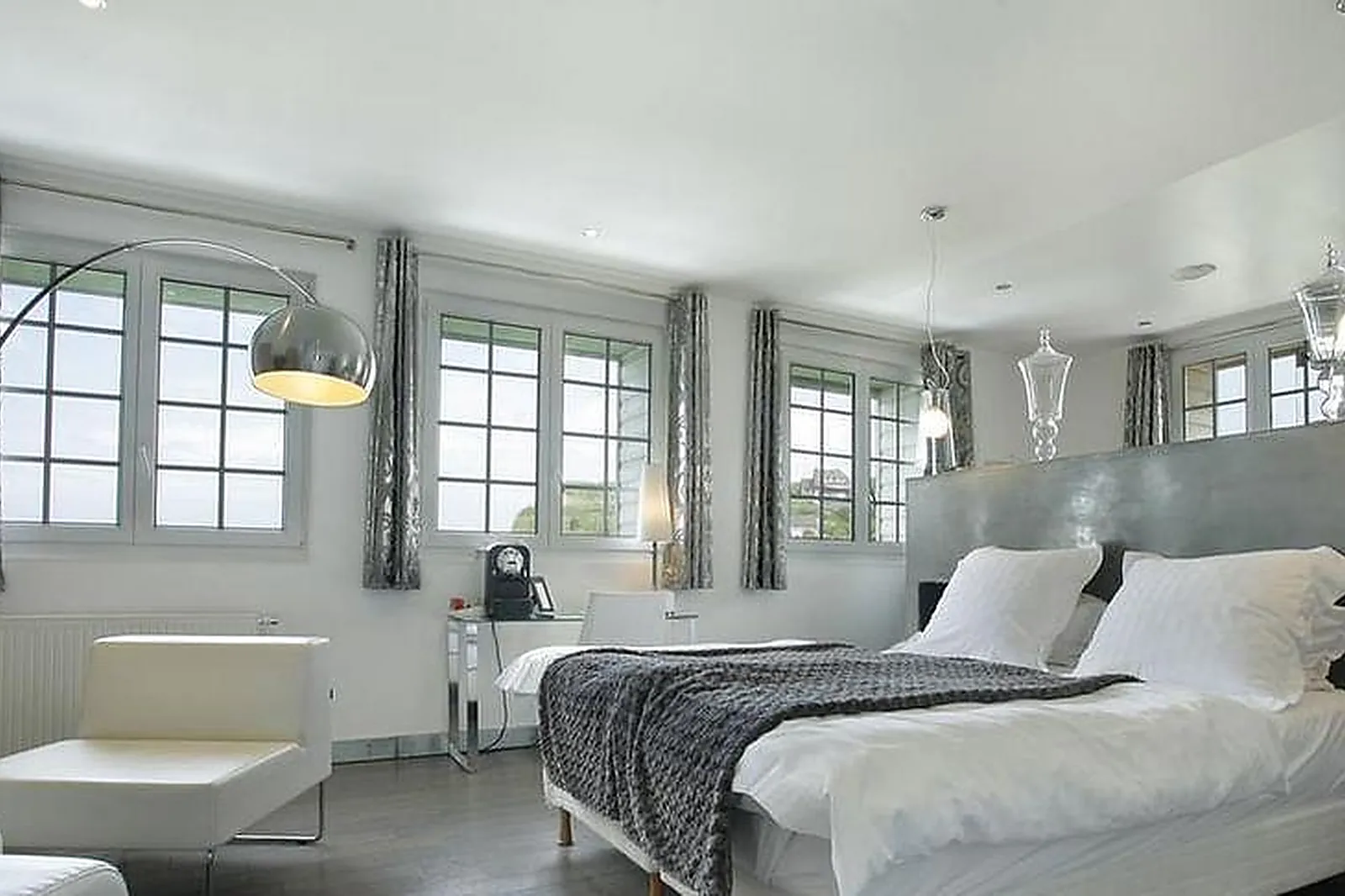 Lieux événementiels, HOTEL THE ORIGINALS LE CISE