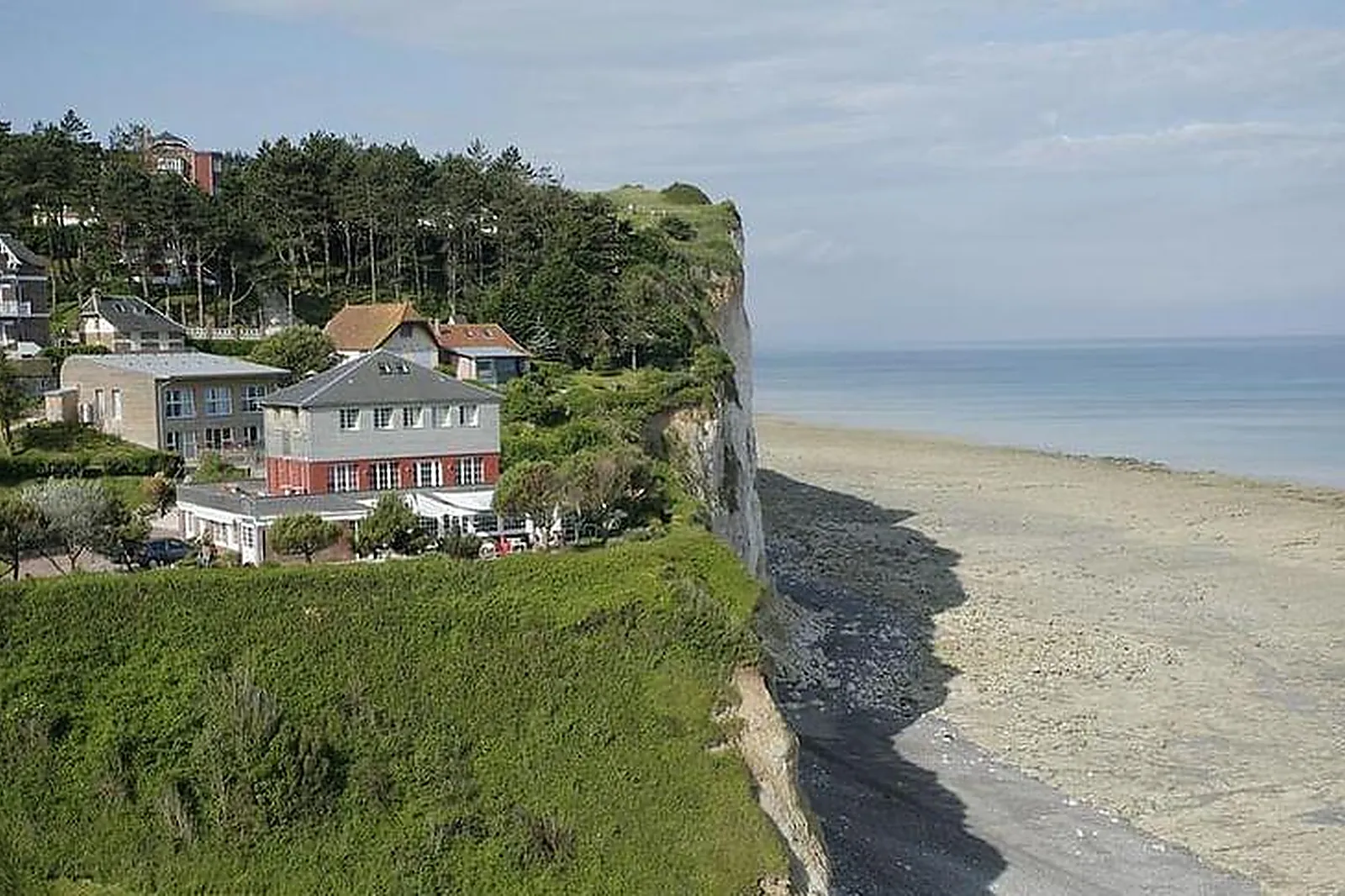 Lieux événementiels, HOTEL THE ORIGINALS LE CISE