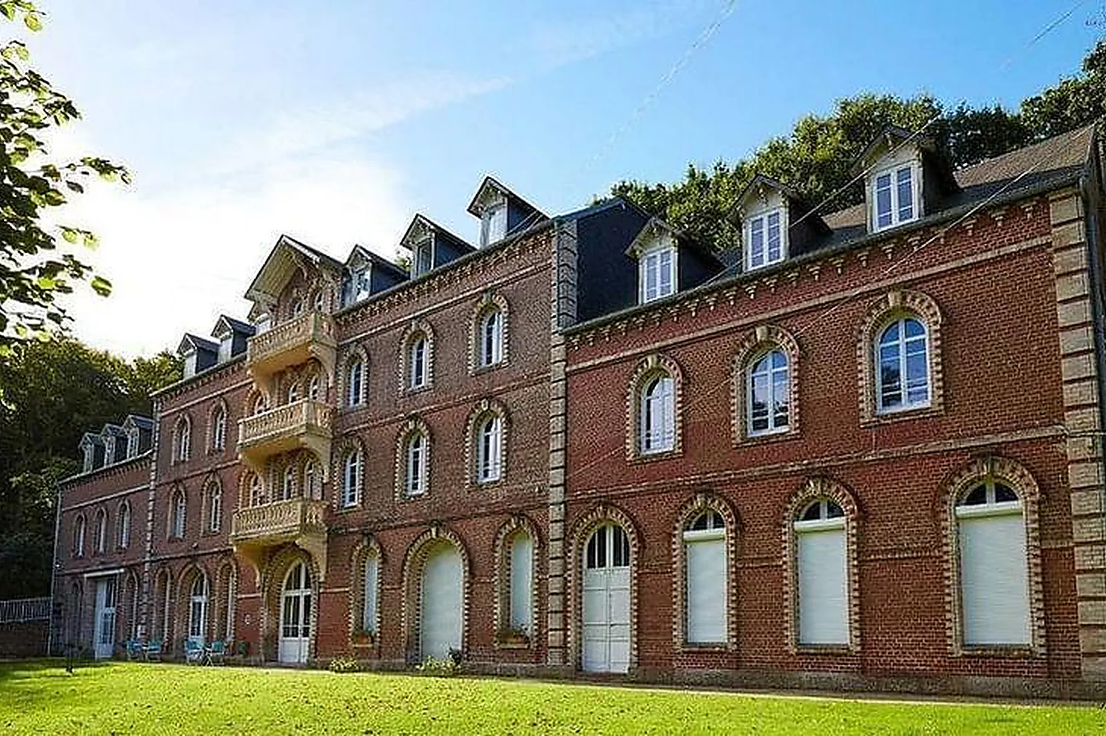 Lieux événementiels, HOTEL THE ORIGINALS LE CISE