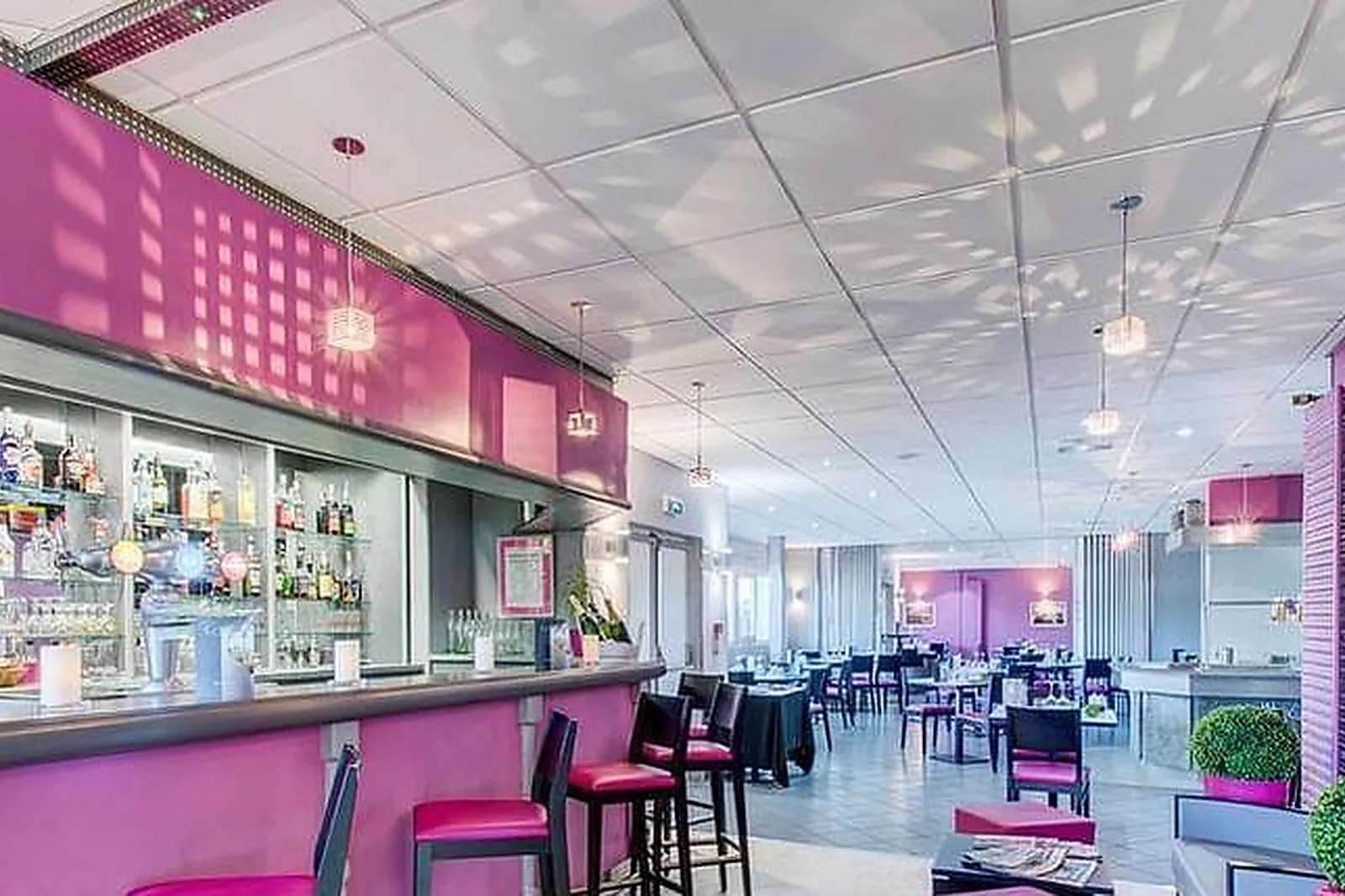 Lieux événementiels, HOTEL THE ORIGINALS LYON EST ÉCLIPSE ***