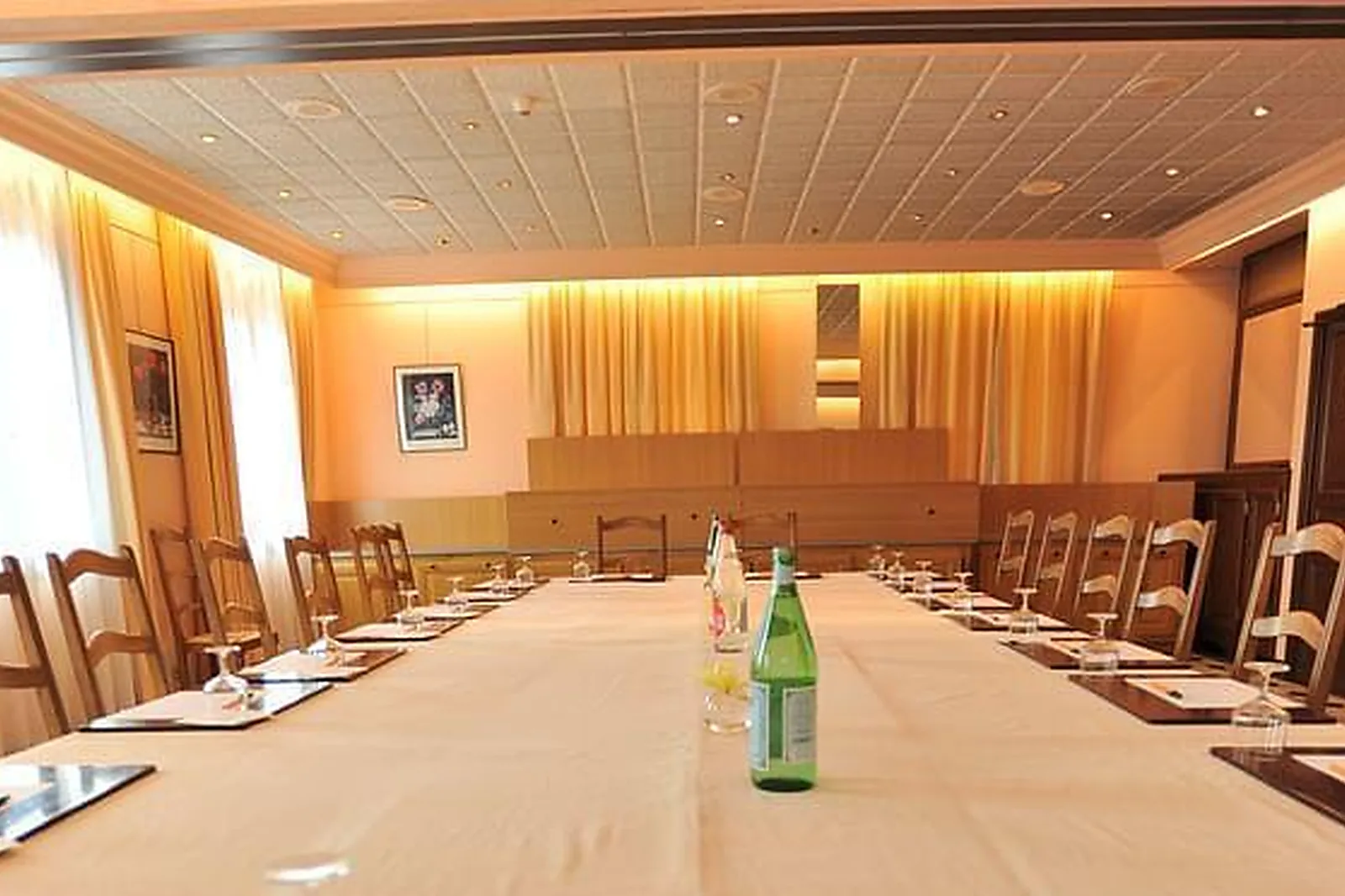 Lieux événementiels, HOTEL THE ORIGINALS TOURNUS LE REMPART