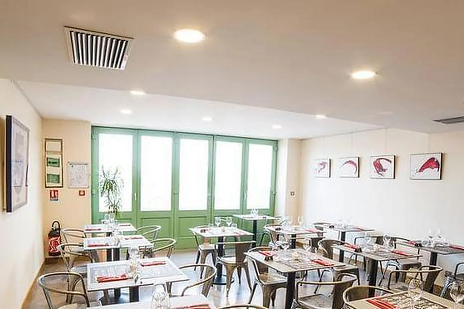 Lieux événementiels, HOTEL VATEL ****